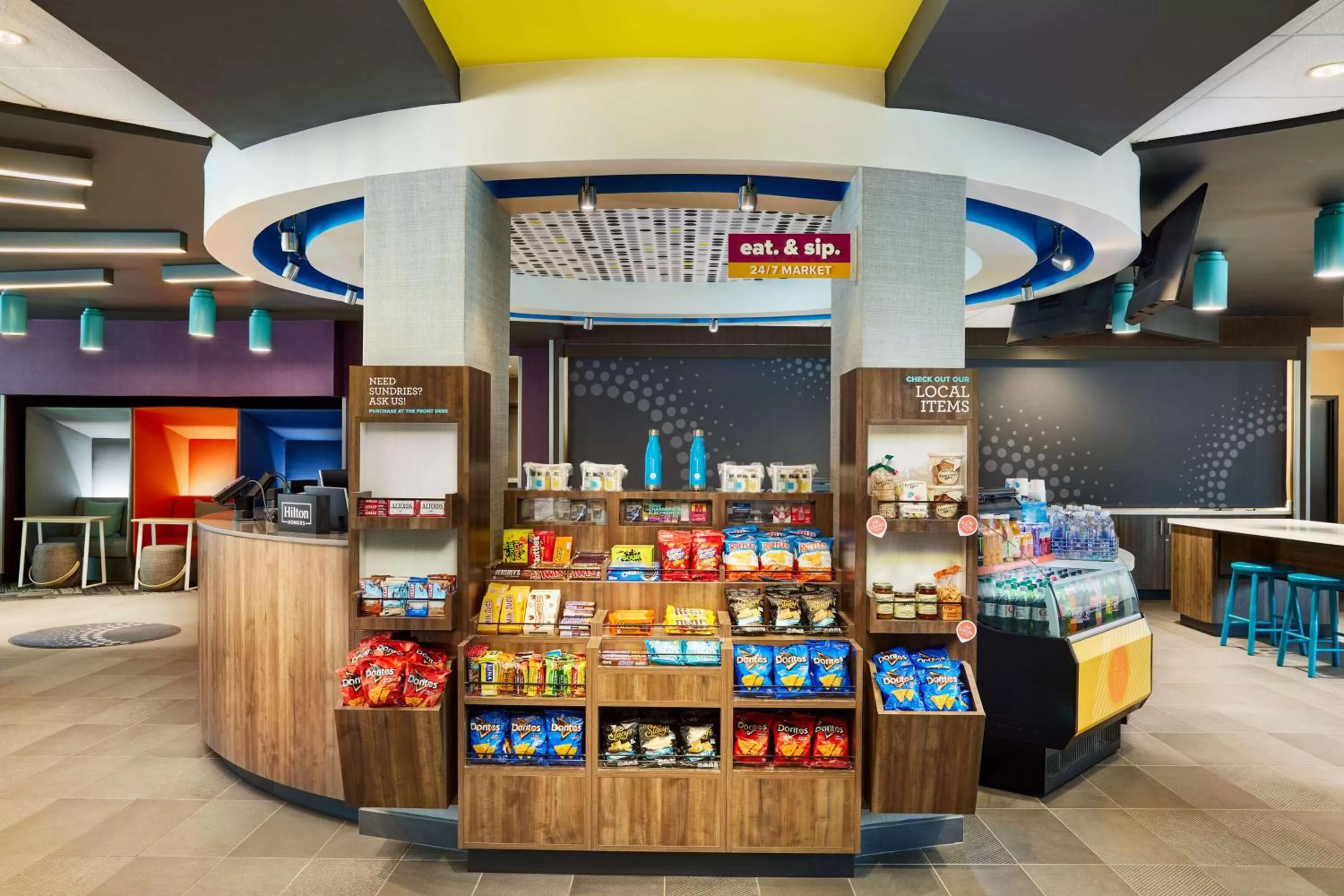 Restaurant/places to eat in Tru By Hilton Charleston Airport