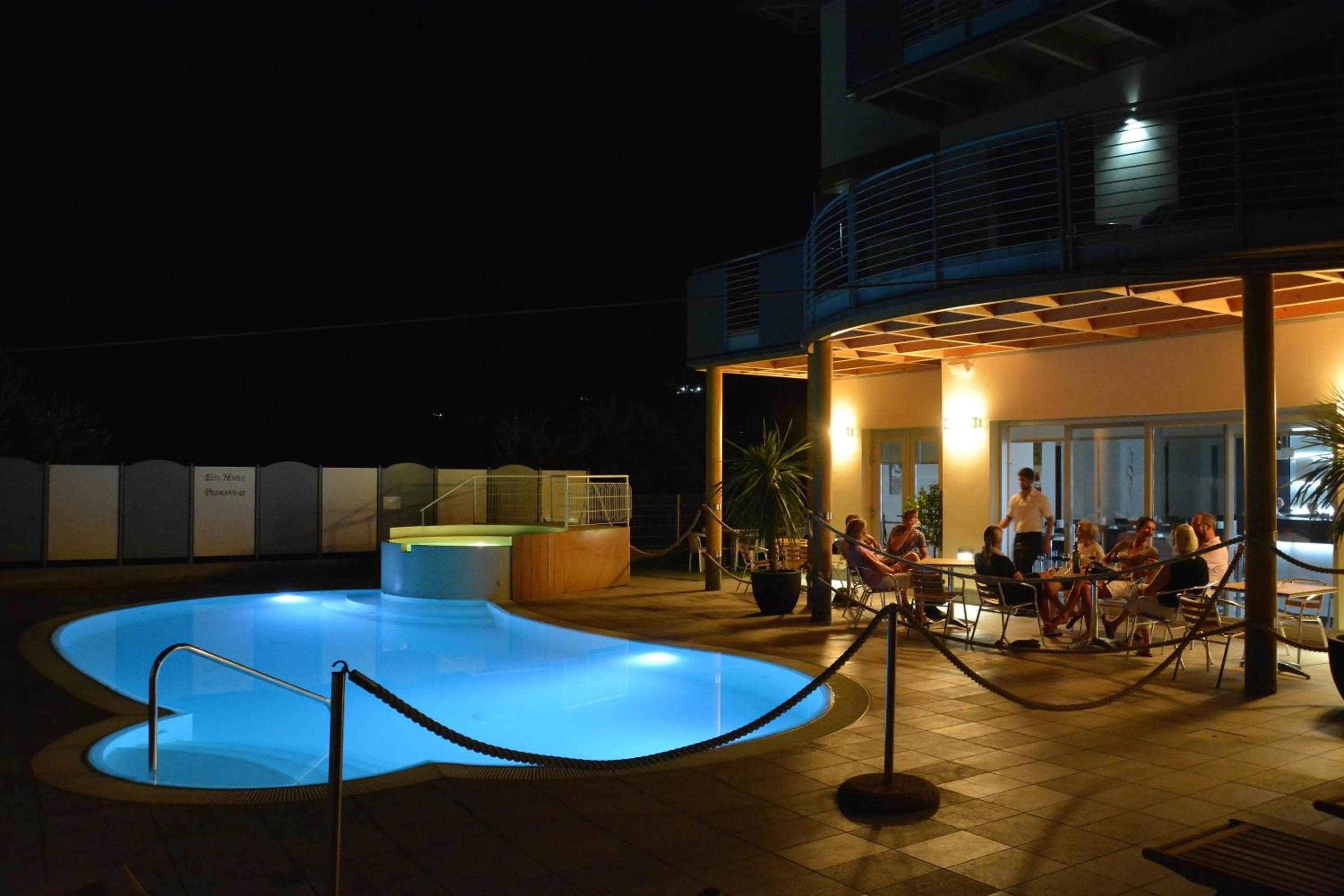Swimming pool in Ecohotel Primavera