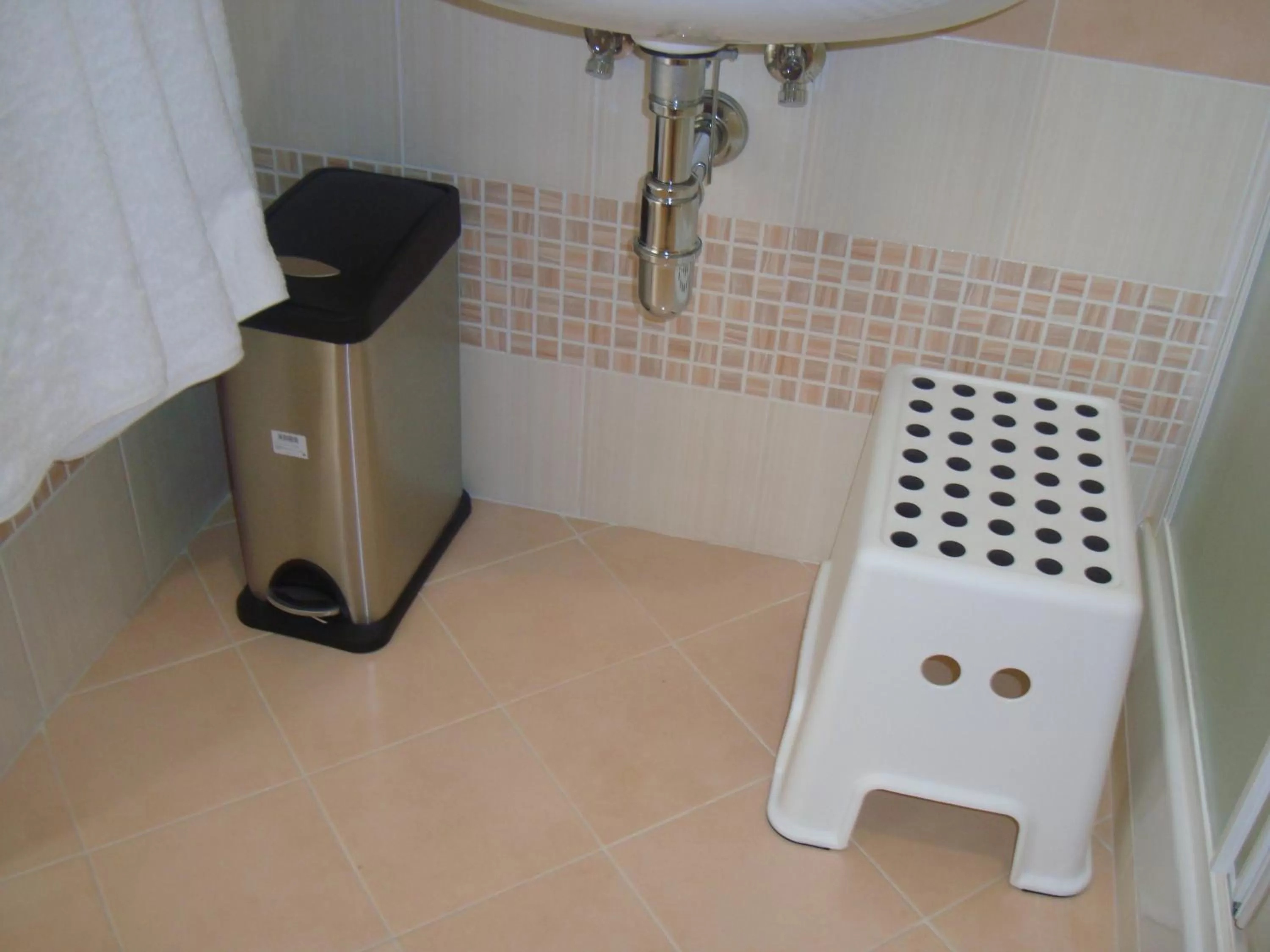 Bathroom in Bovio Modern Suite