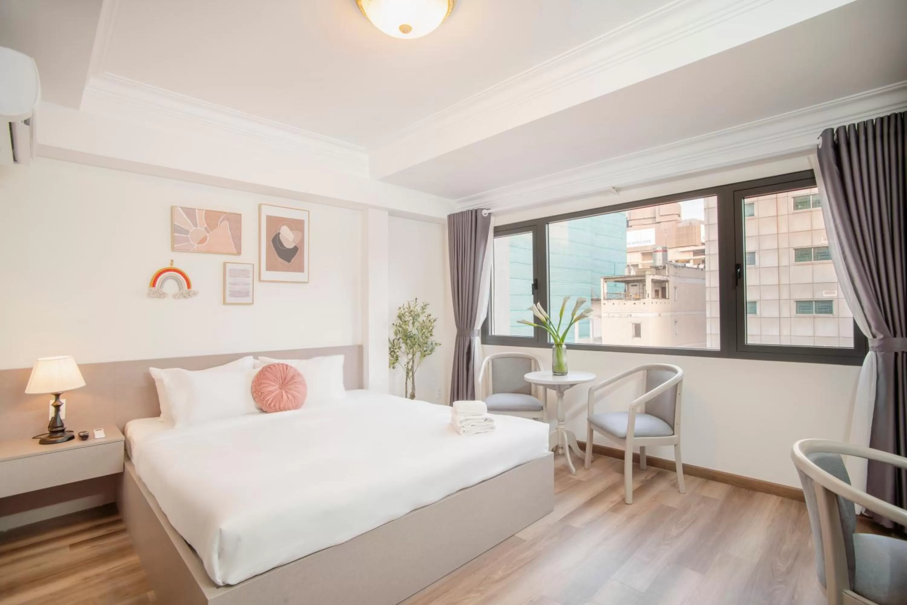 Bed in SAZI BEN THANH Hotel HCM