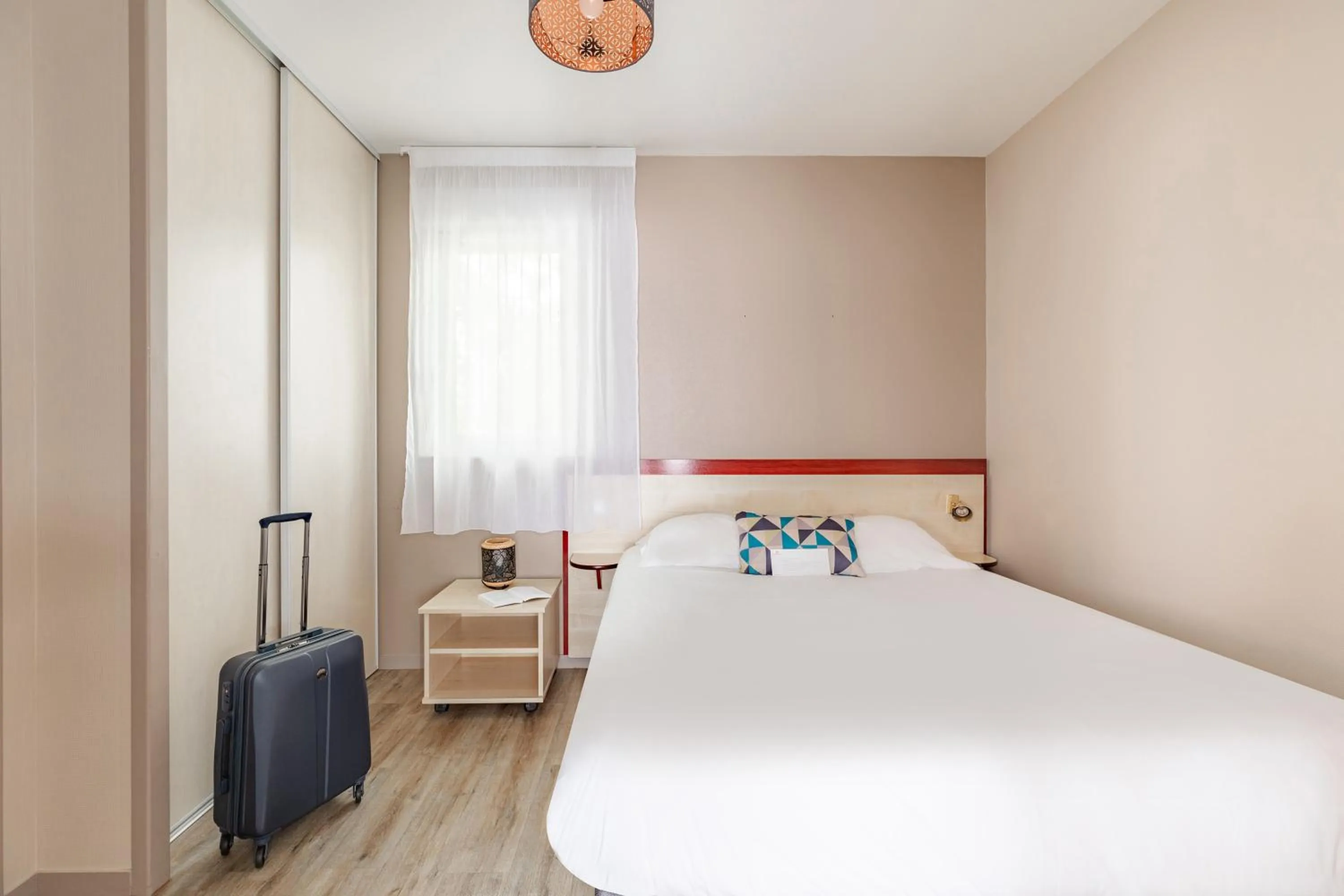 Bed in Appart'City Classic Limoges