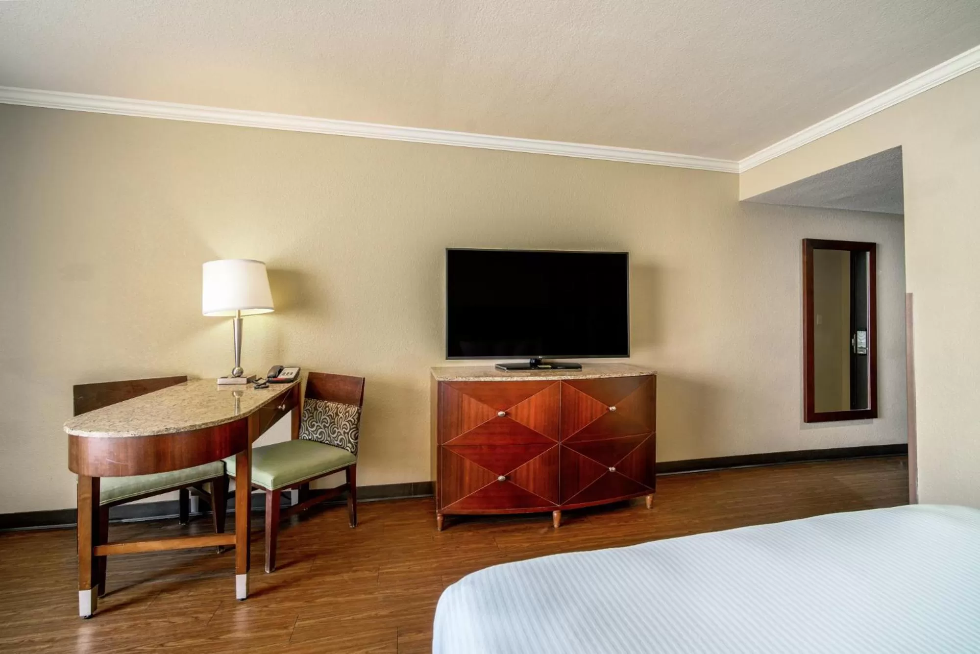 King Room with Balcony - Ocean/Poolview - Non-Smoking in La Quinta by Wyndham Cocoa Beach Oceanfront