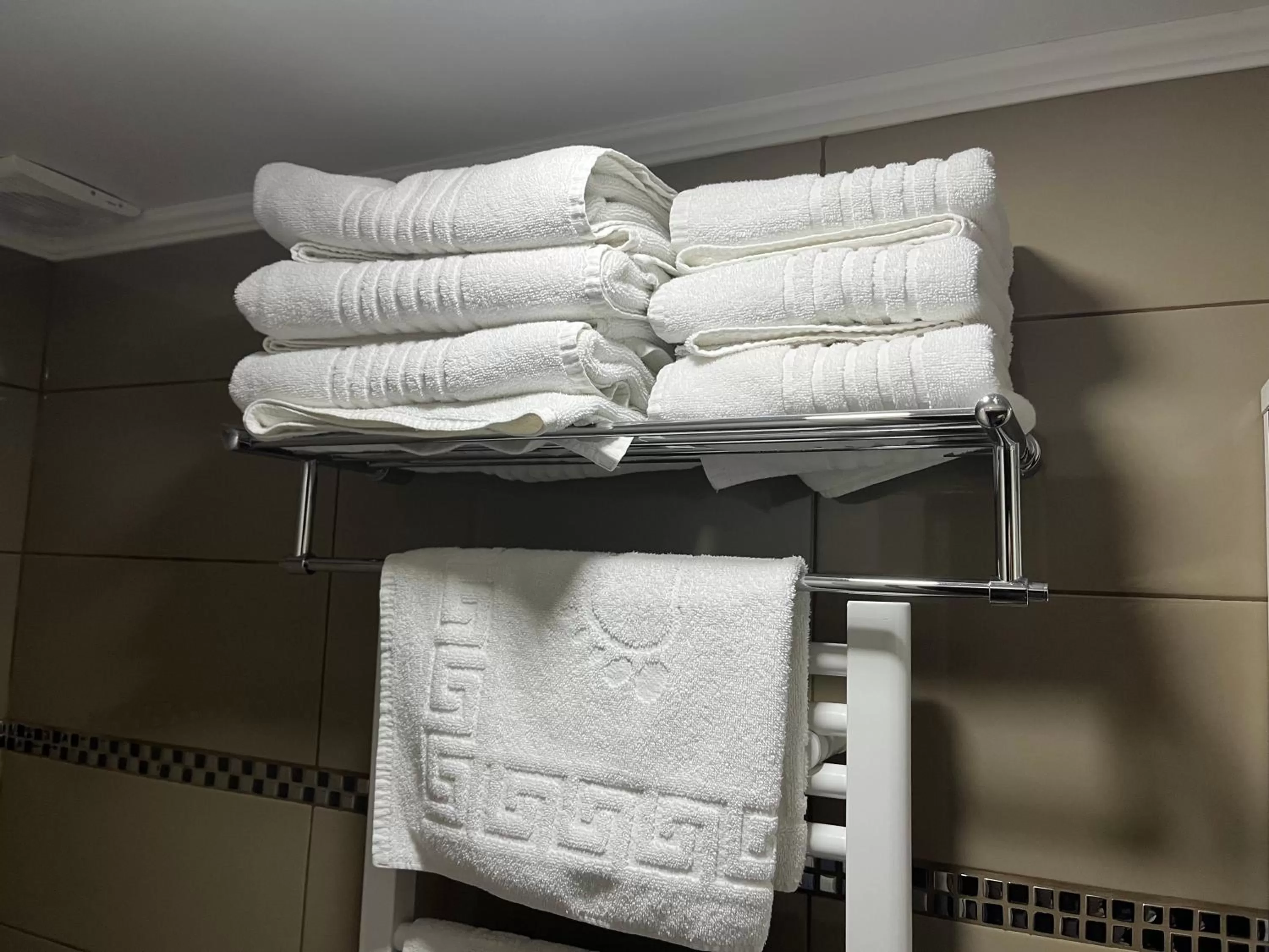 towels in Elite Hotel