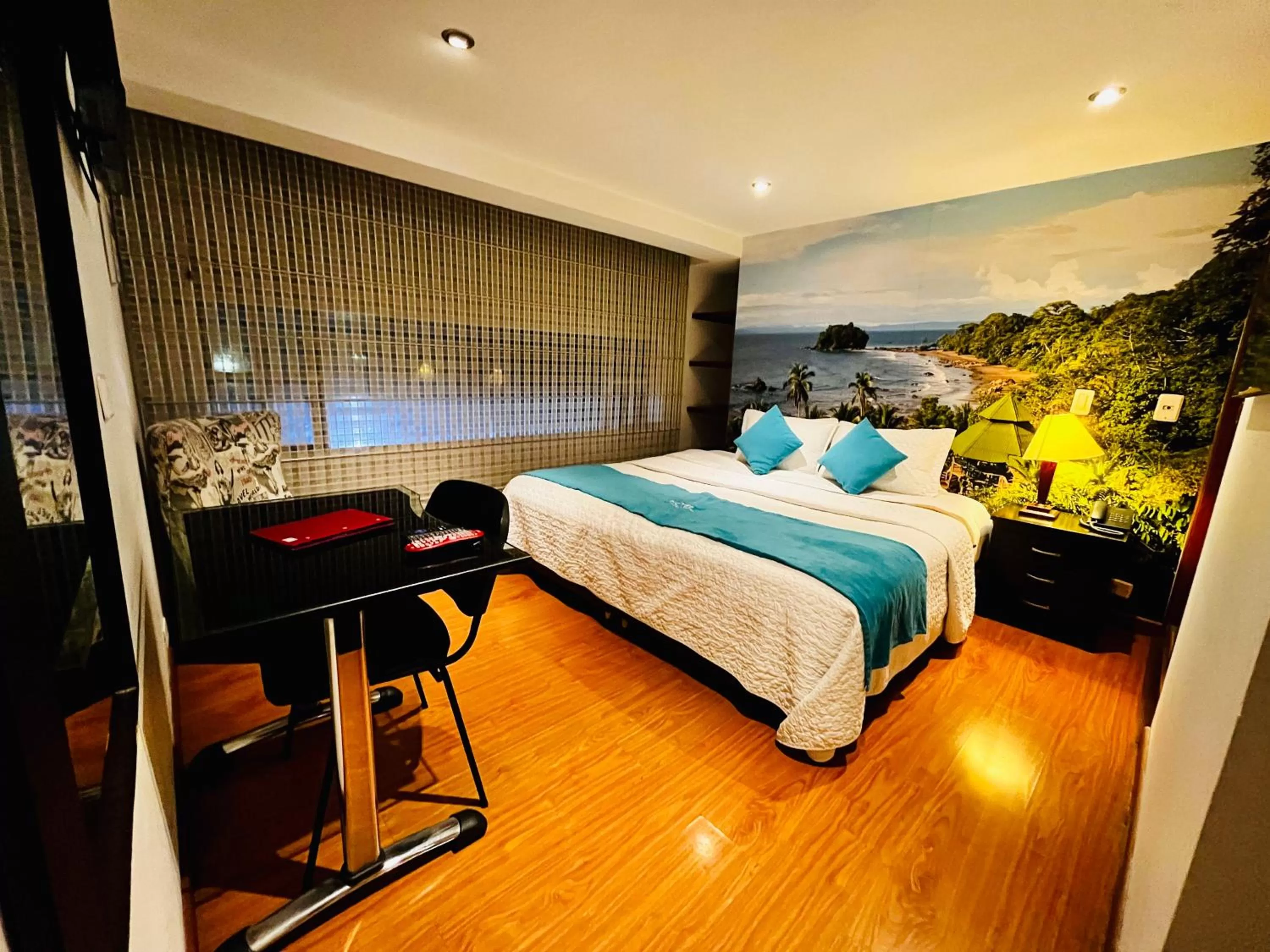 Photo of the whole room in Hotel Santa Cruz Bogotá