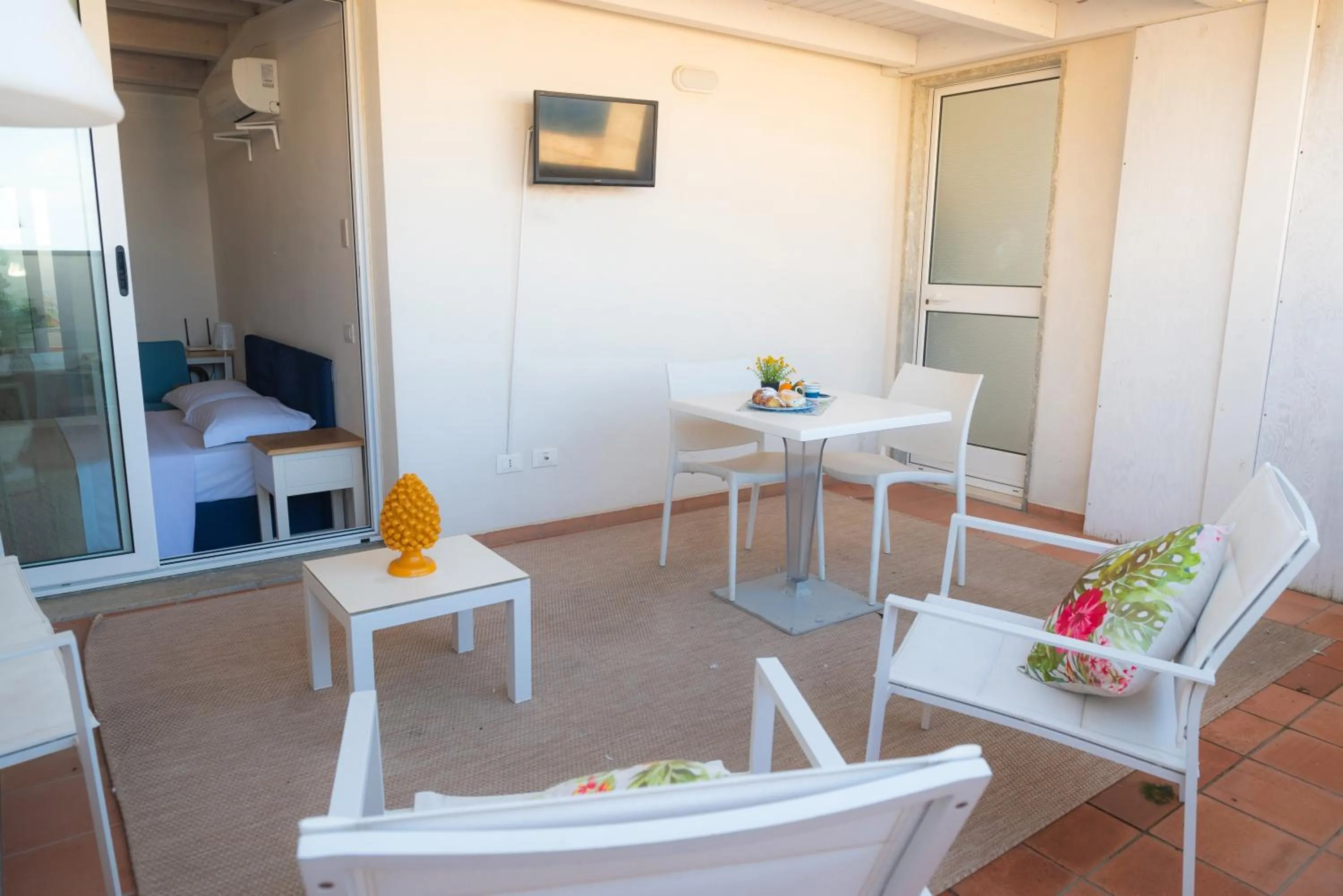 Balcony/Terrace in ZIBIBBO SUITES & ROOMS - Aparthotel in Centro Storico a Trapani