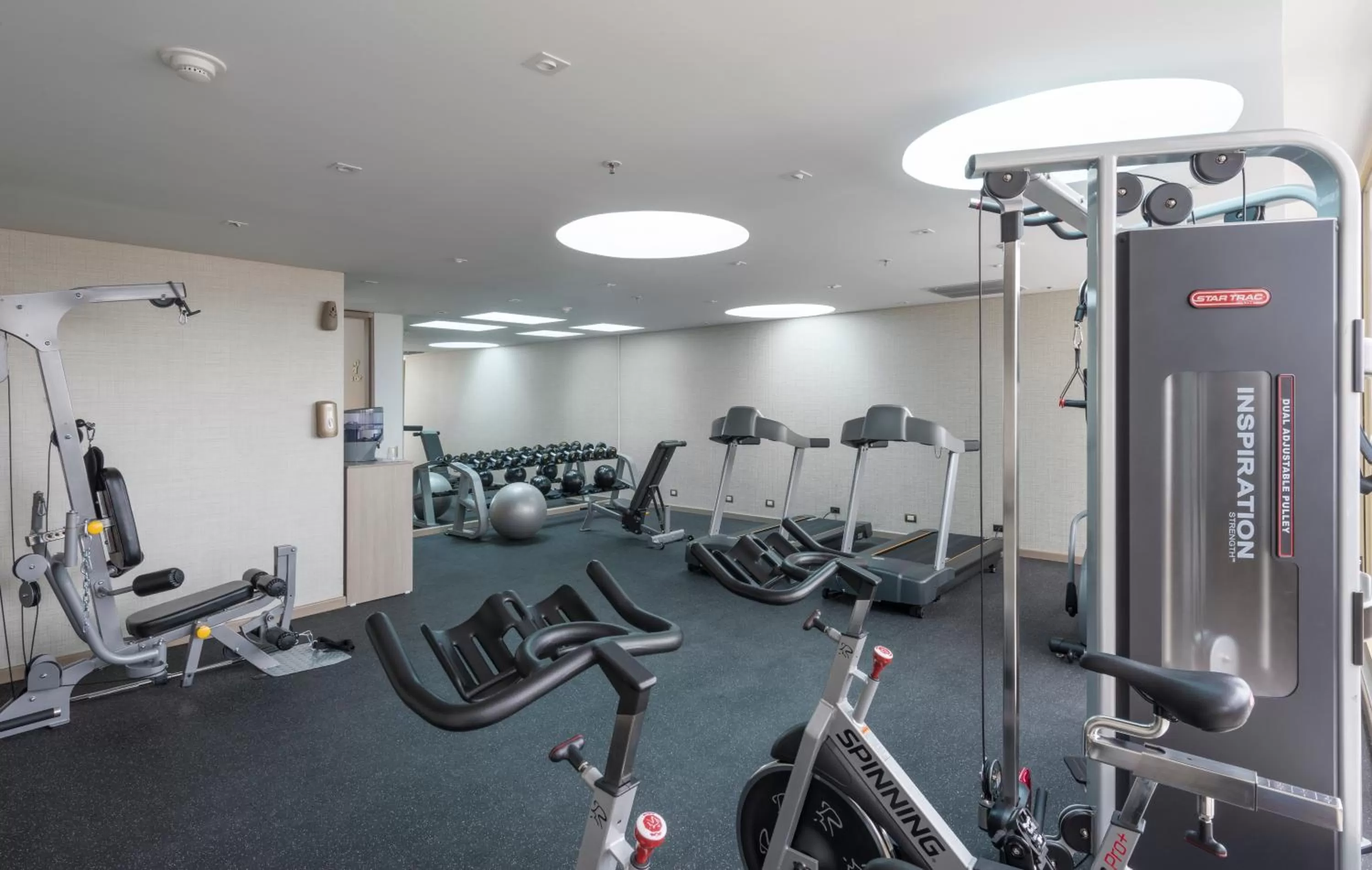 Fitness centre/facilities in Hotel El Dorado Bogota