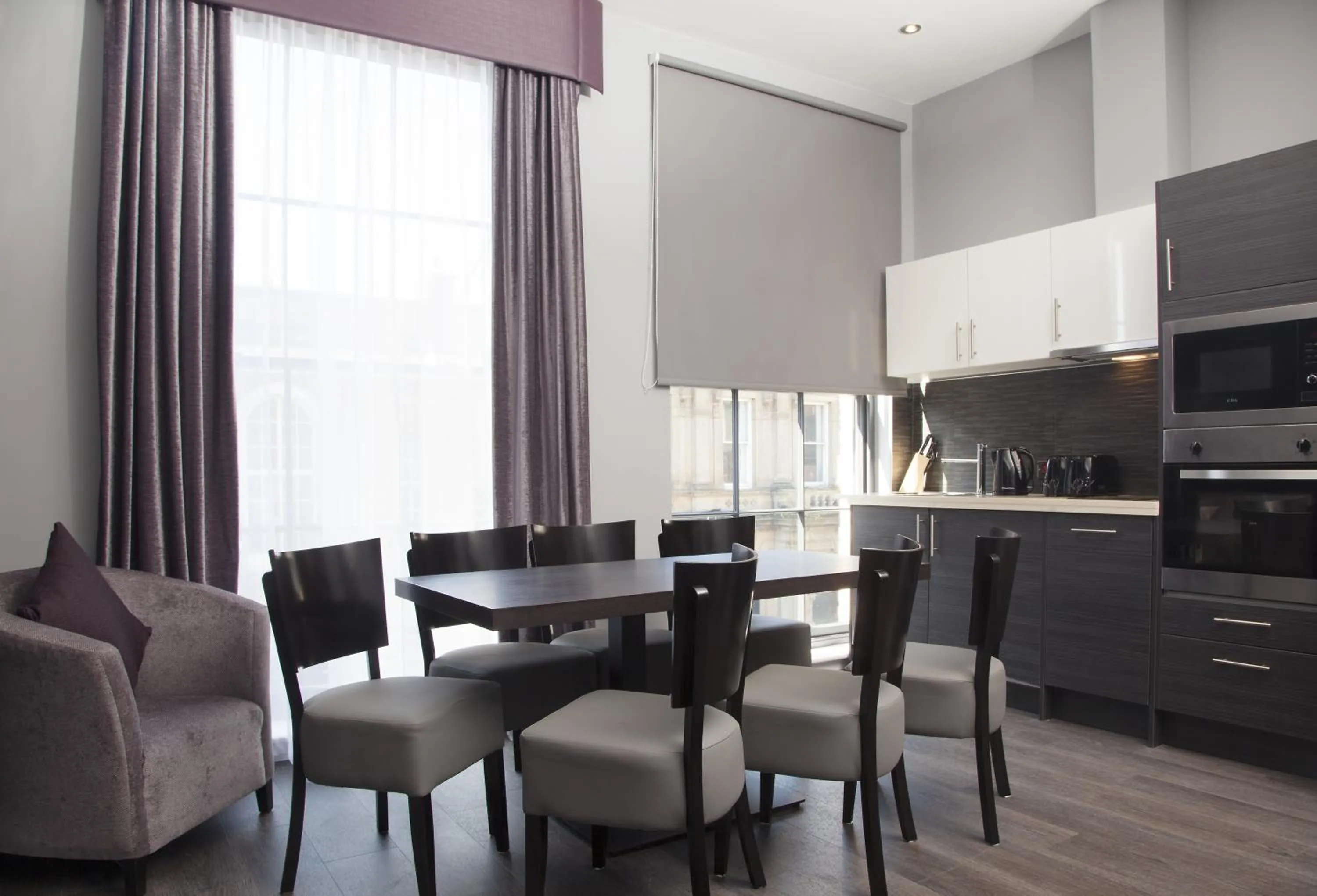 Living room in EPIC Apart Hotel - Duke Street