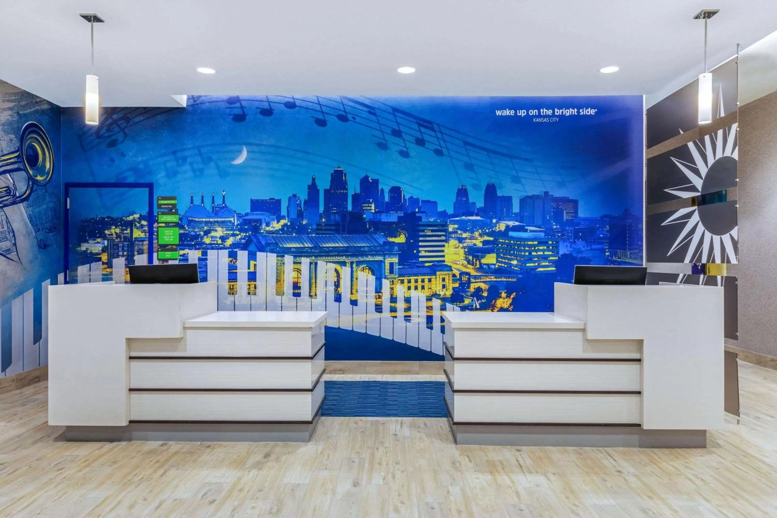 Lobby or reception in La Quinta Inn & Suites by Wyndham Kansas City Beacon Hill