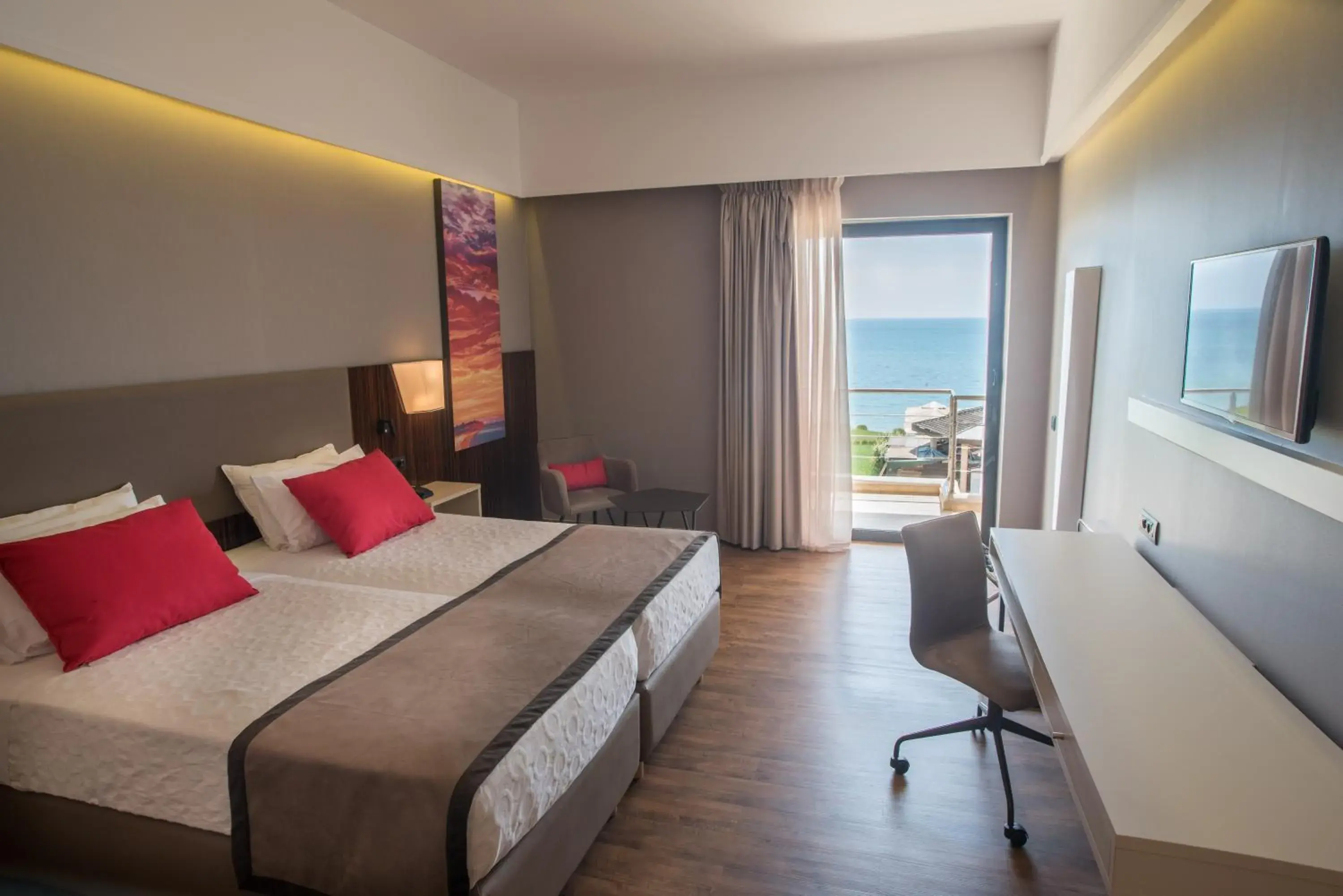 Executive King Room with Sea View in Ramada Plaza by Wyndham Thraki Executive King Room with Sea View in Ramada Plaza by Wyndham Thraki