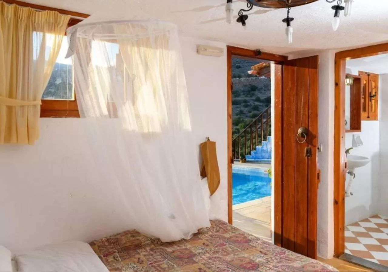 Area and facilities, Bed in The Traditional Homes of Crete