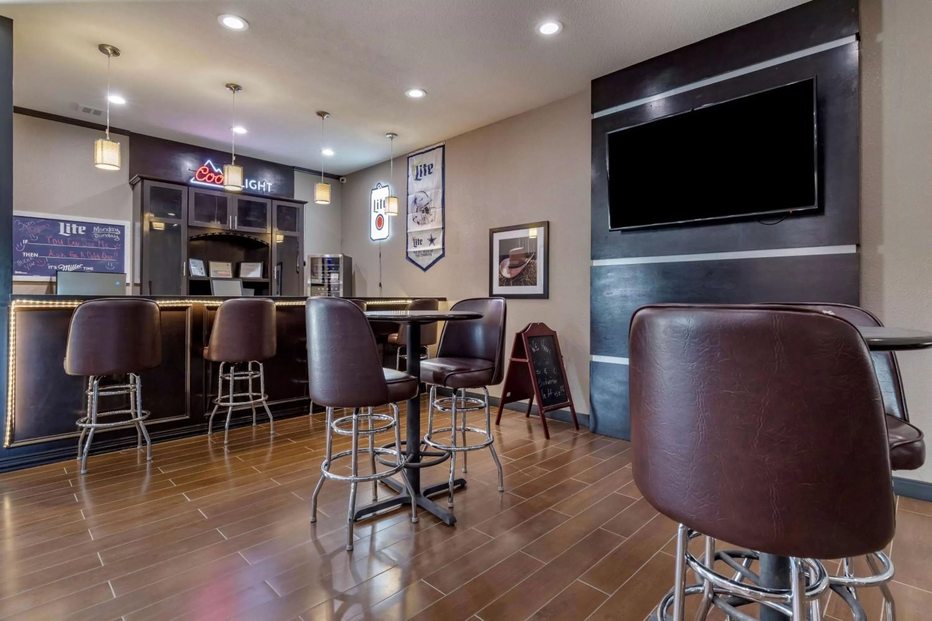 Lounge or bar in Best Western Plus Big Lake Inn