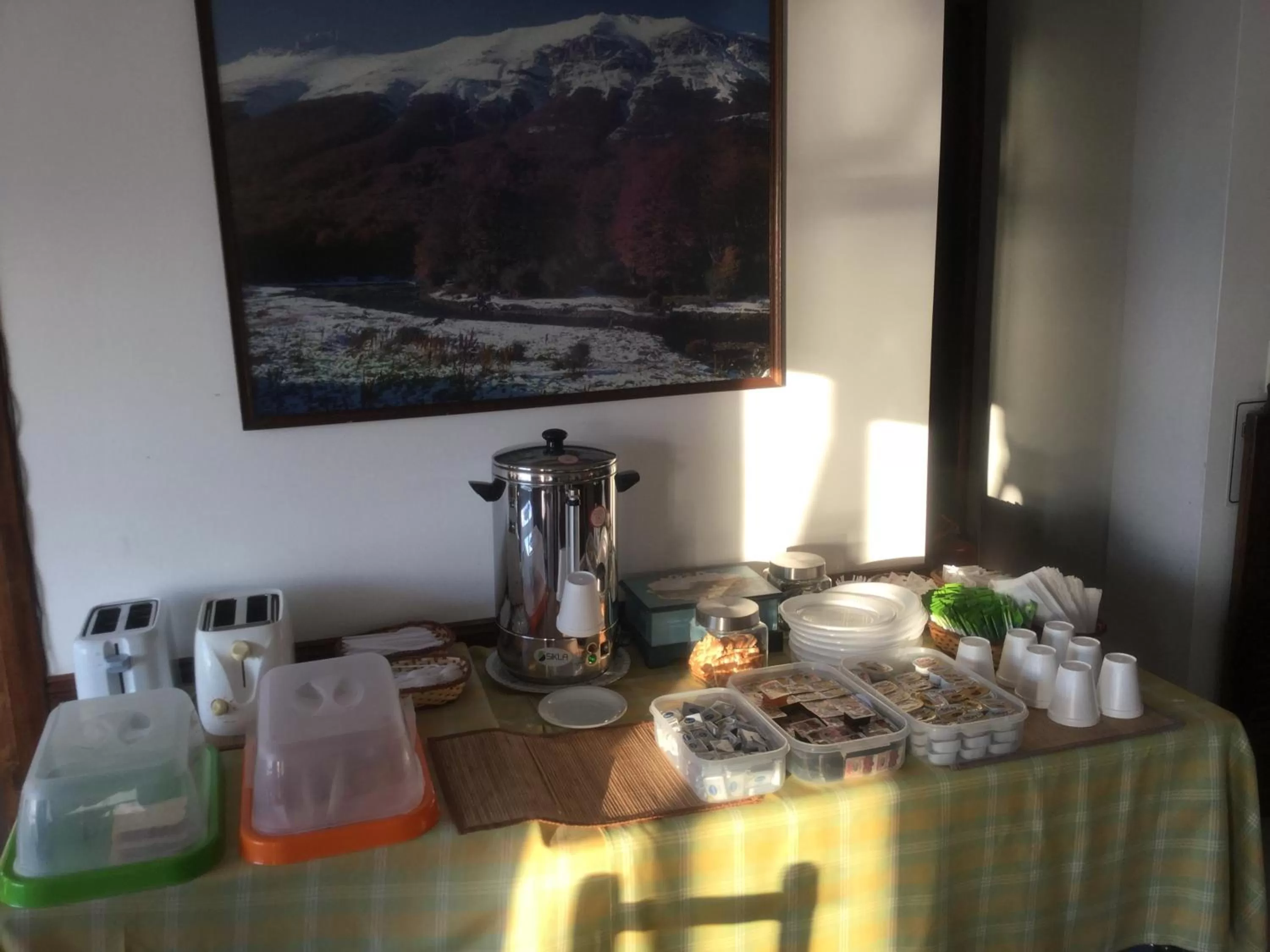 Food and drinks in Hosteria Sloggett