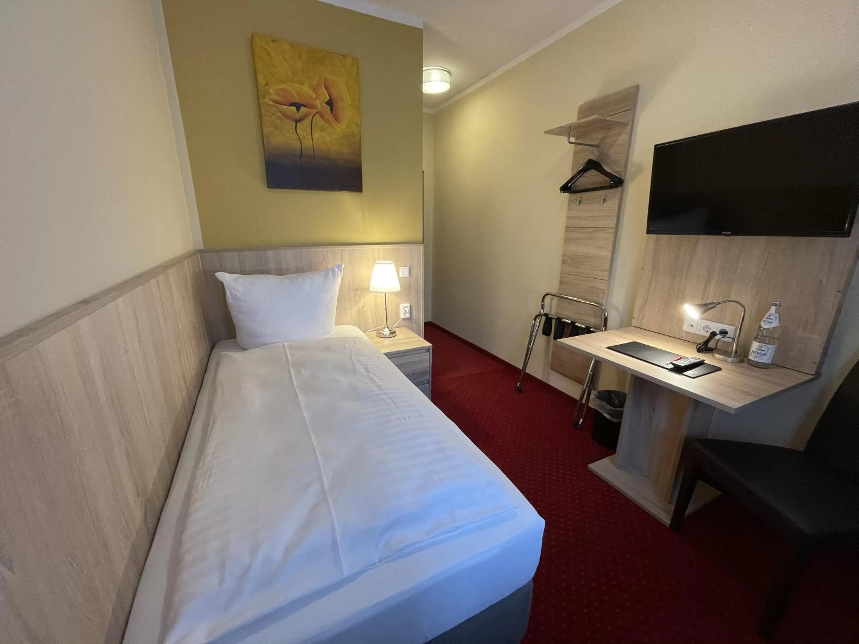 Bed in Palm Premium Hotel & Apartments