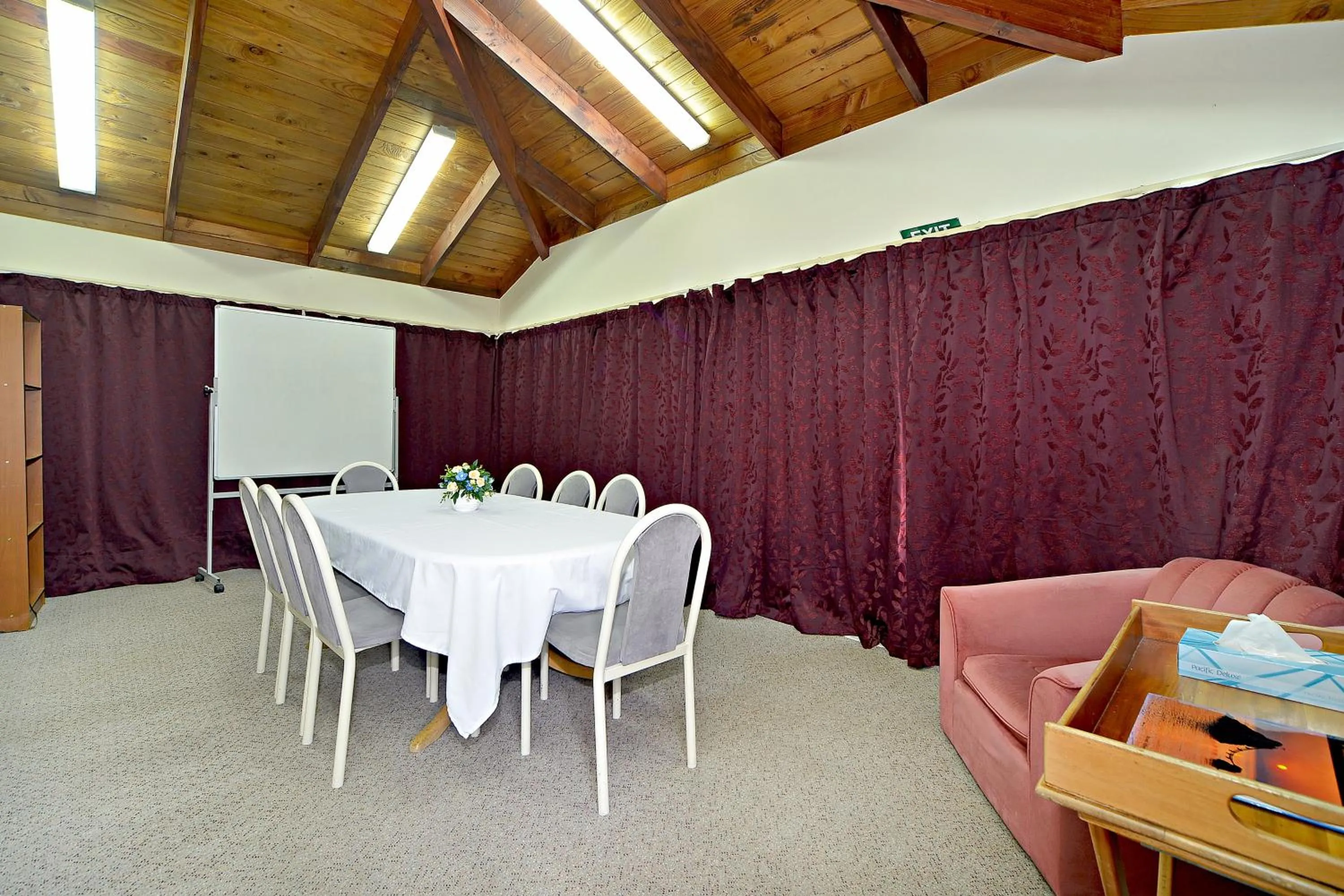 Meeting/conference room in Takapuna Motor Lodge