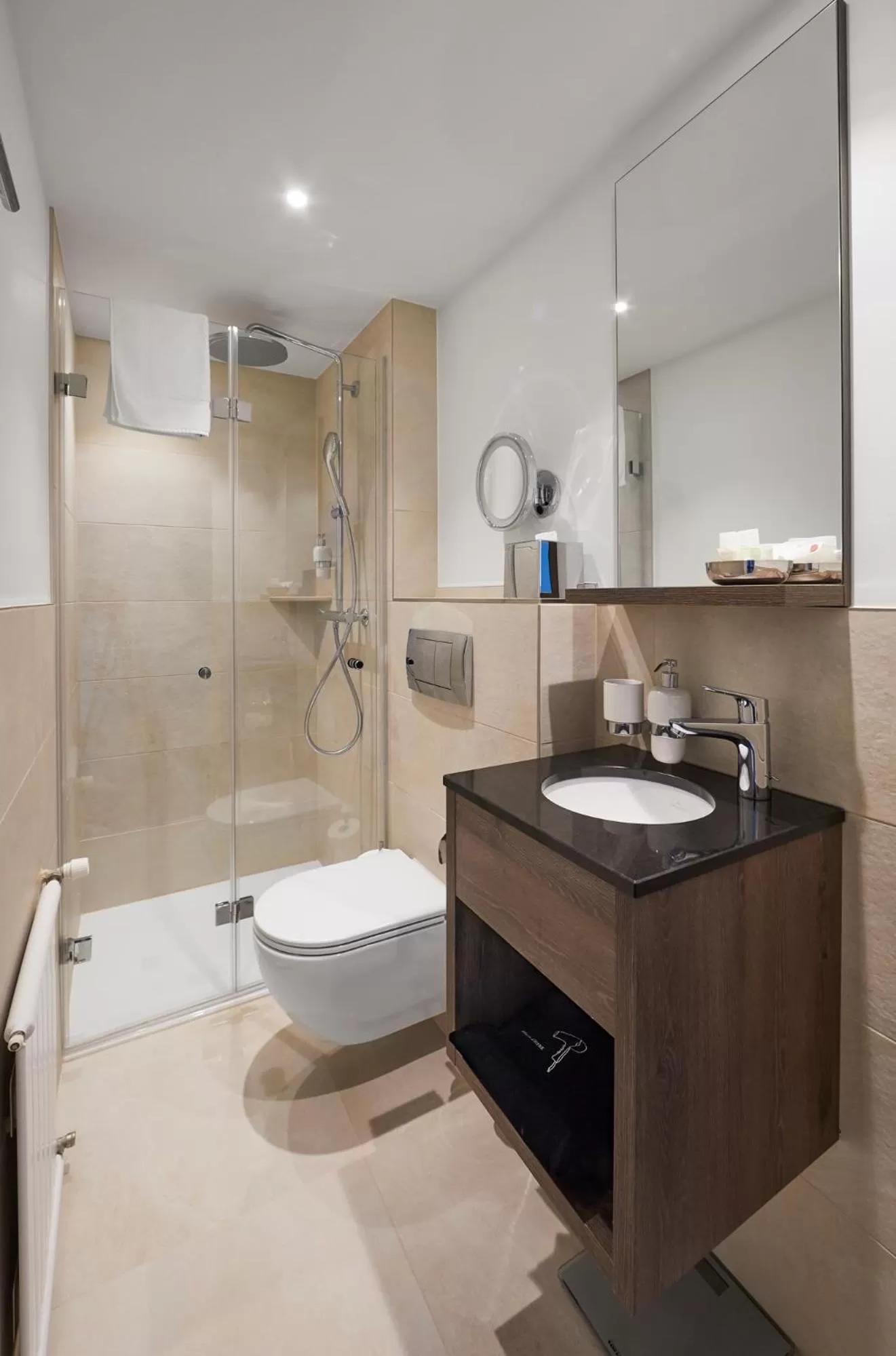 Shower in Hotel Löwen am See