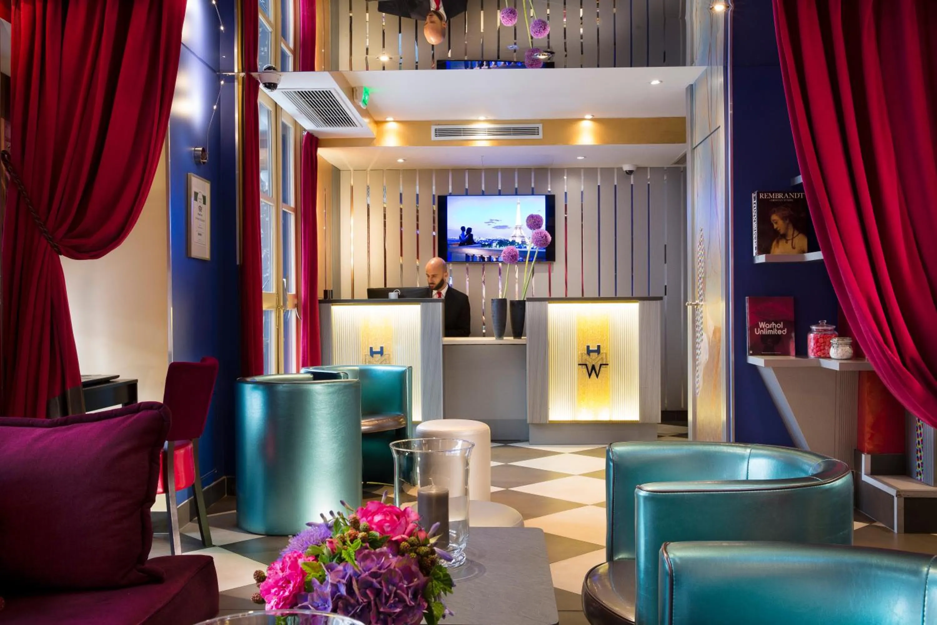 Lobby or reception in Hotel Monceau Wagram