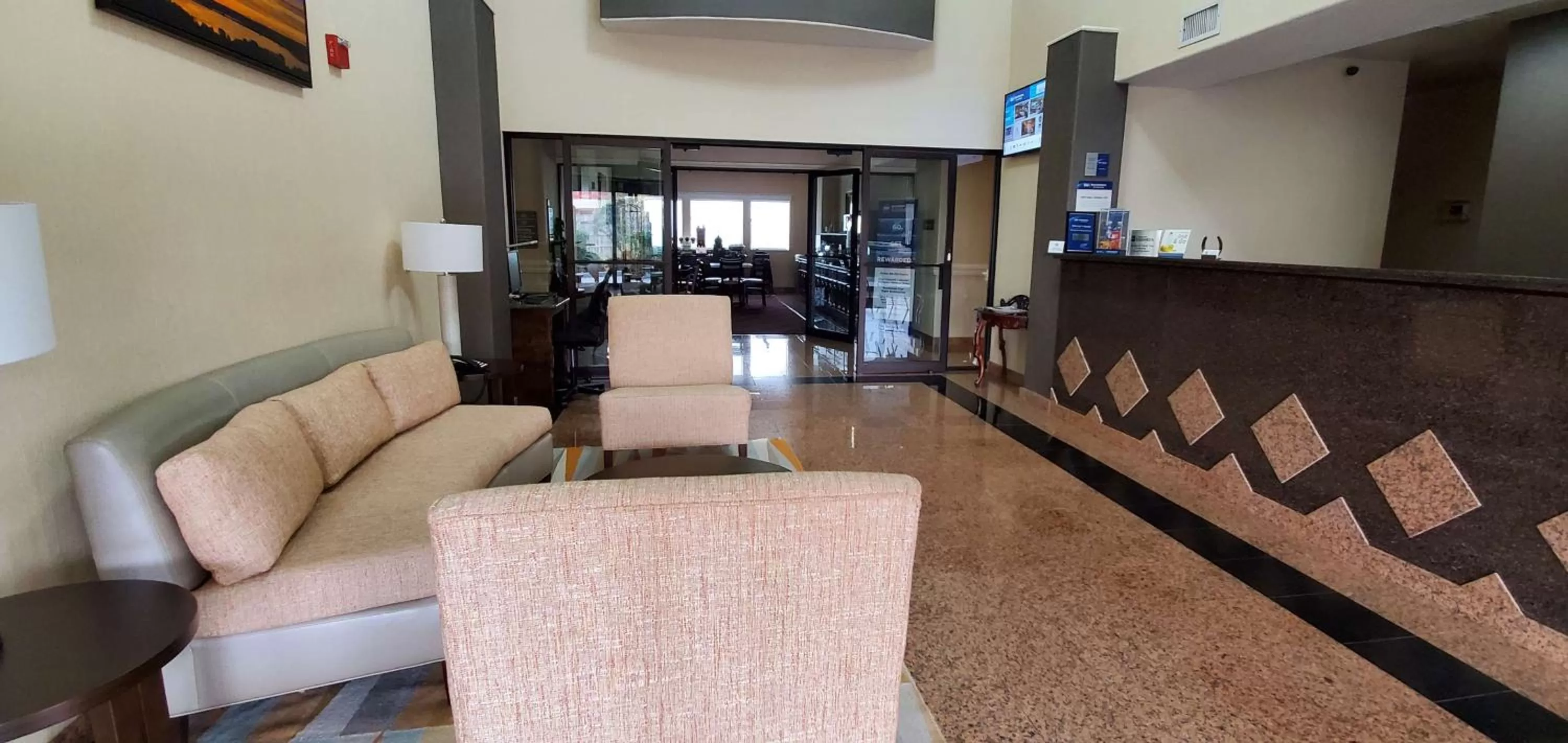 Lobby or reception in Best Western Executive Inn & Suites