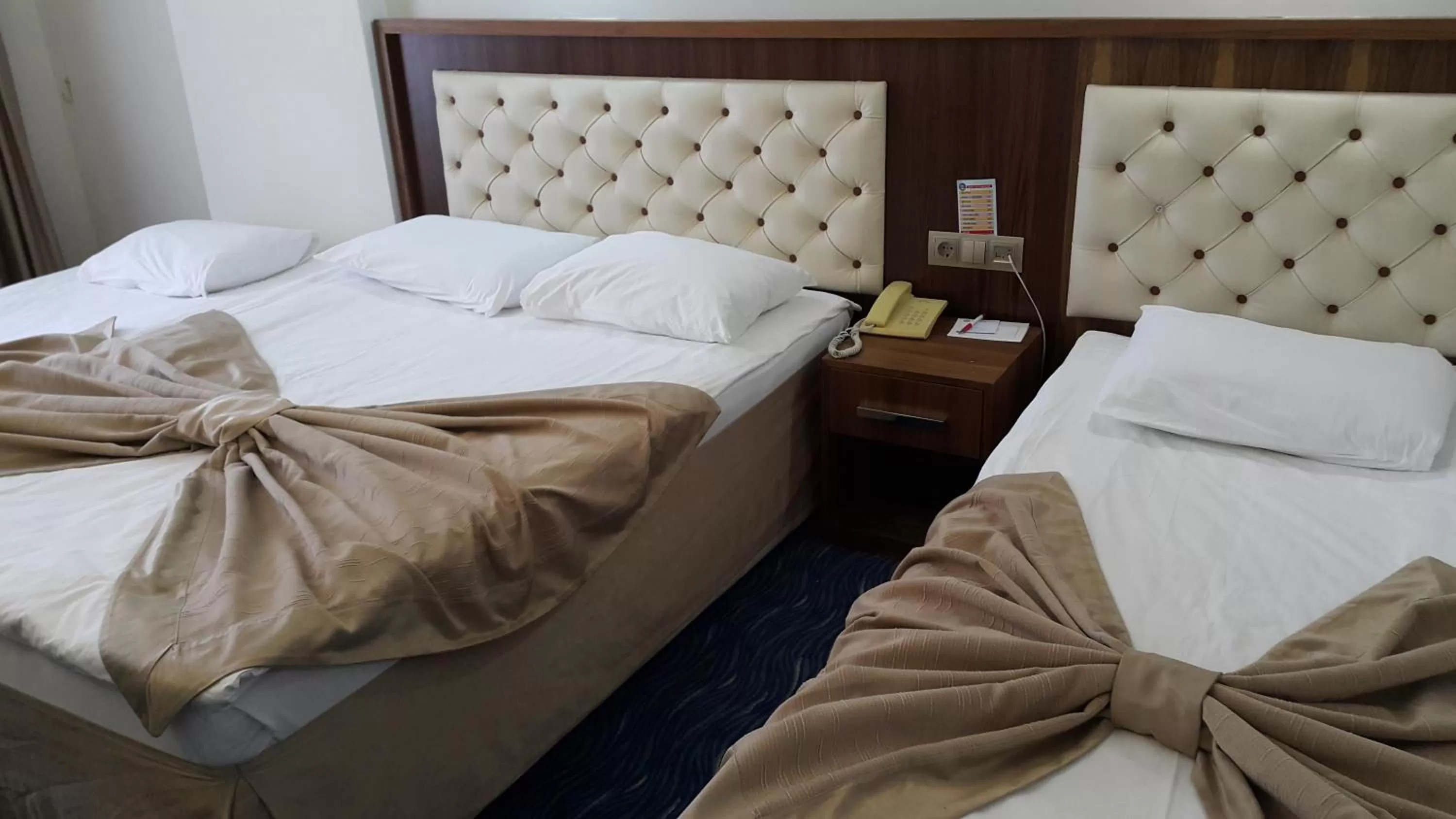 Bedroom, Bed in Miroglu Hotel