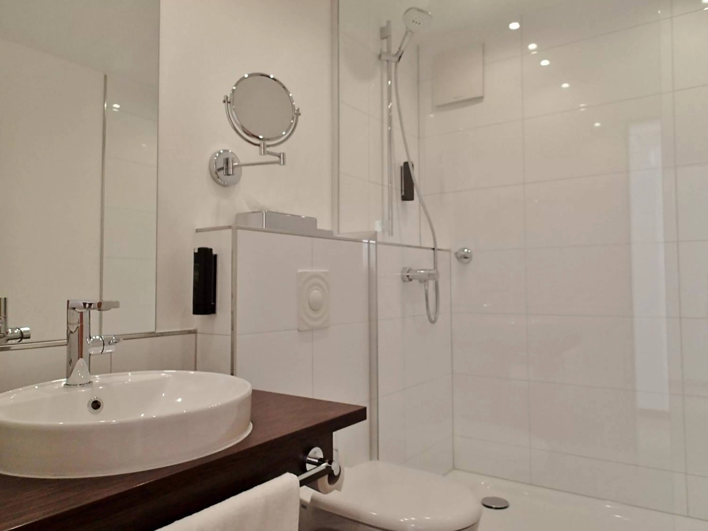 Bathroom in Hotel Mingarden