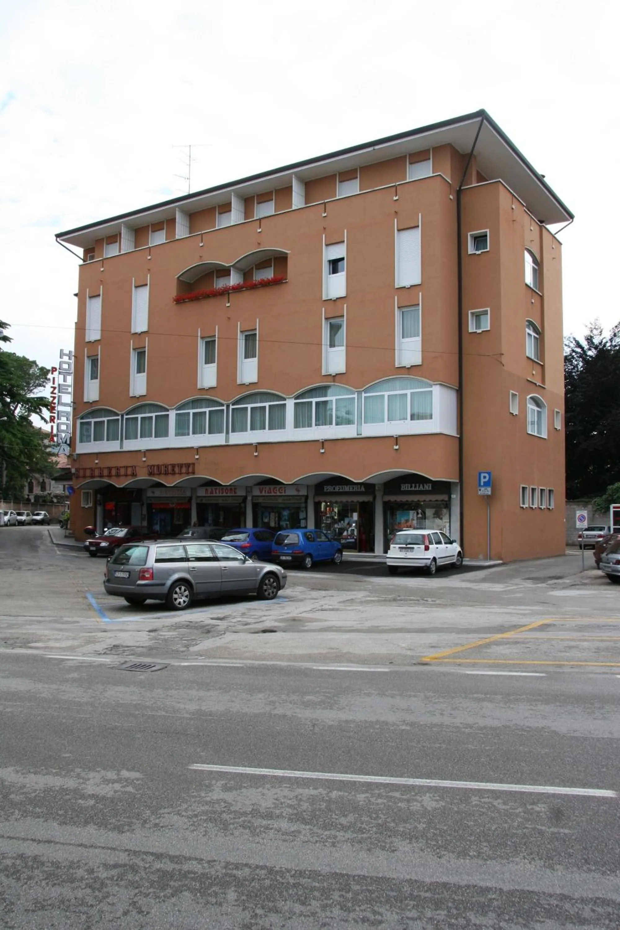 Property building in Hotel Roma