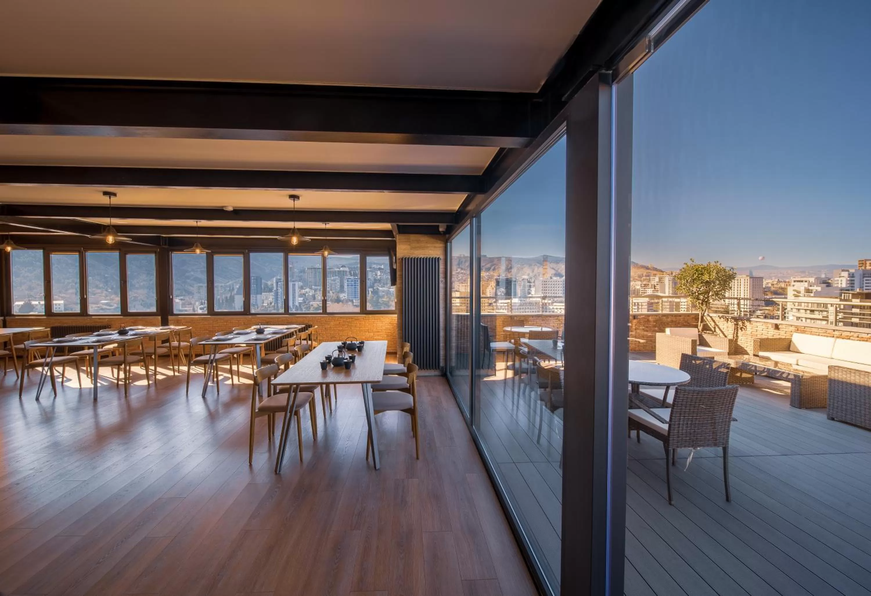 Restaurant/places to eat in Reed Hotel Tbilisi