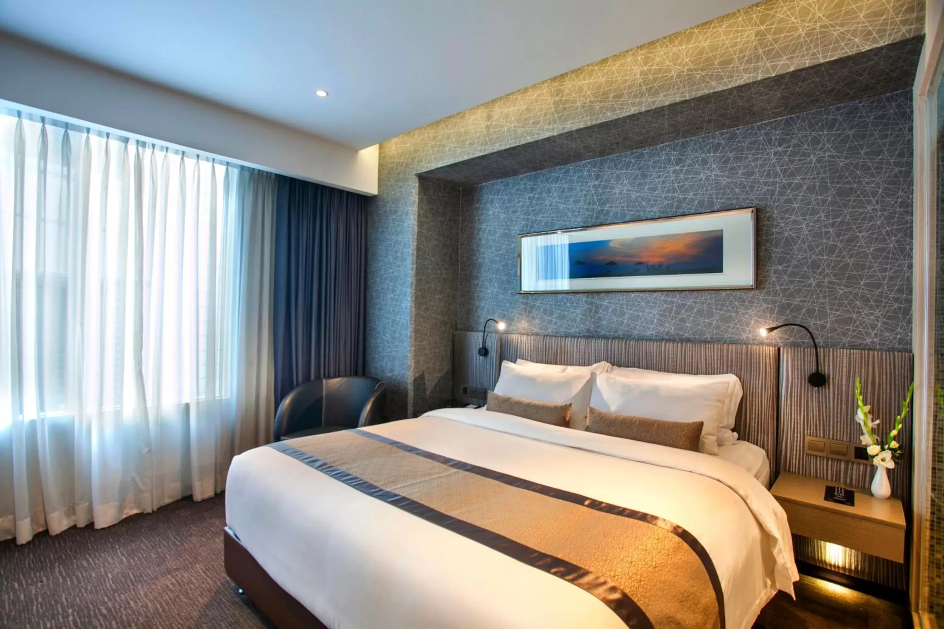 Deluxe Double Room in Best Western Plus Maple Leaf Deluxe Double Room in Best Western Plus Maple Leaf