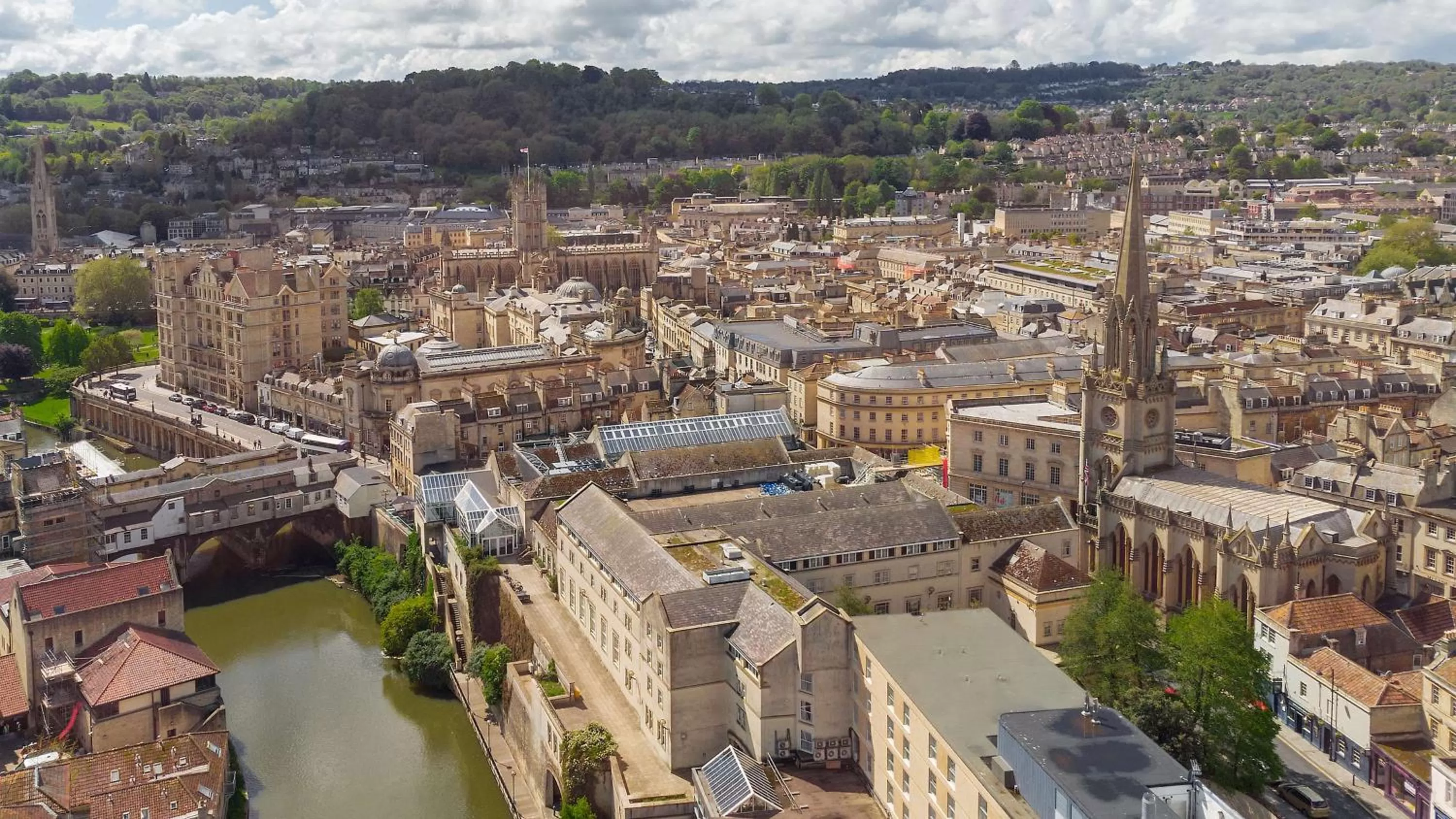 Property building in DoubleTree by Hilton Bath