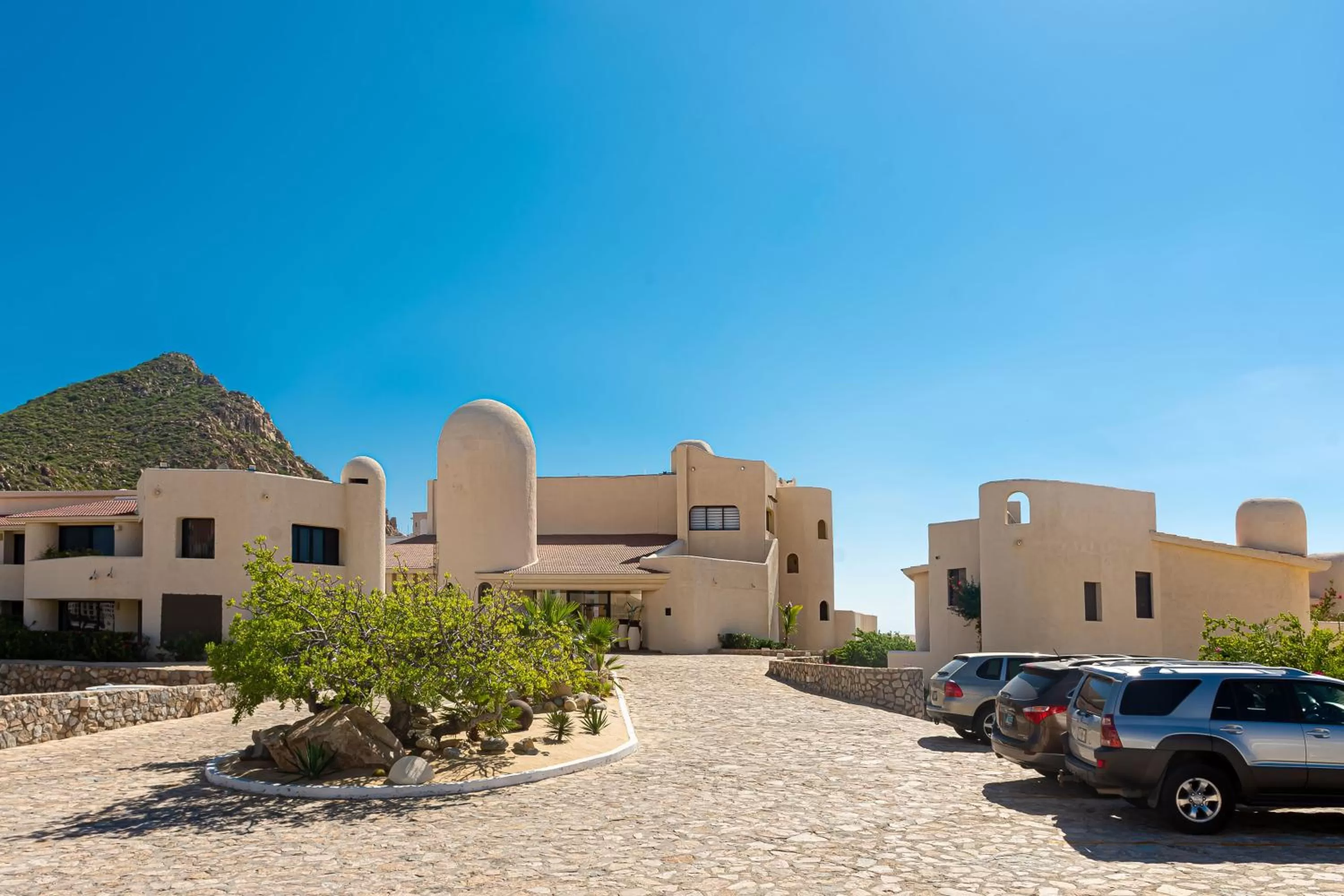 Facade/entrance, Property Building in Terrasol Elite Premium Vacation Rentals