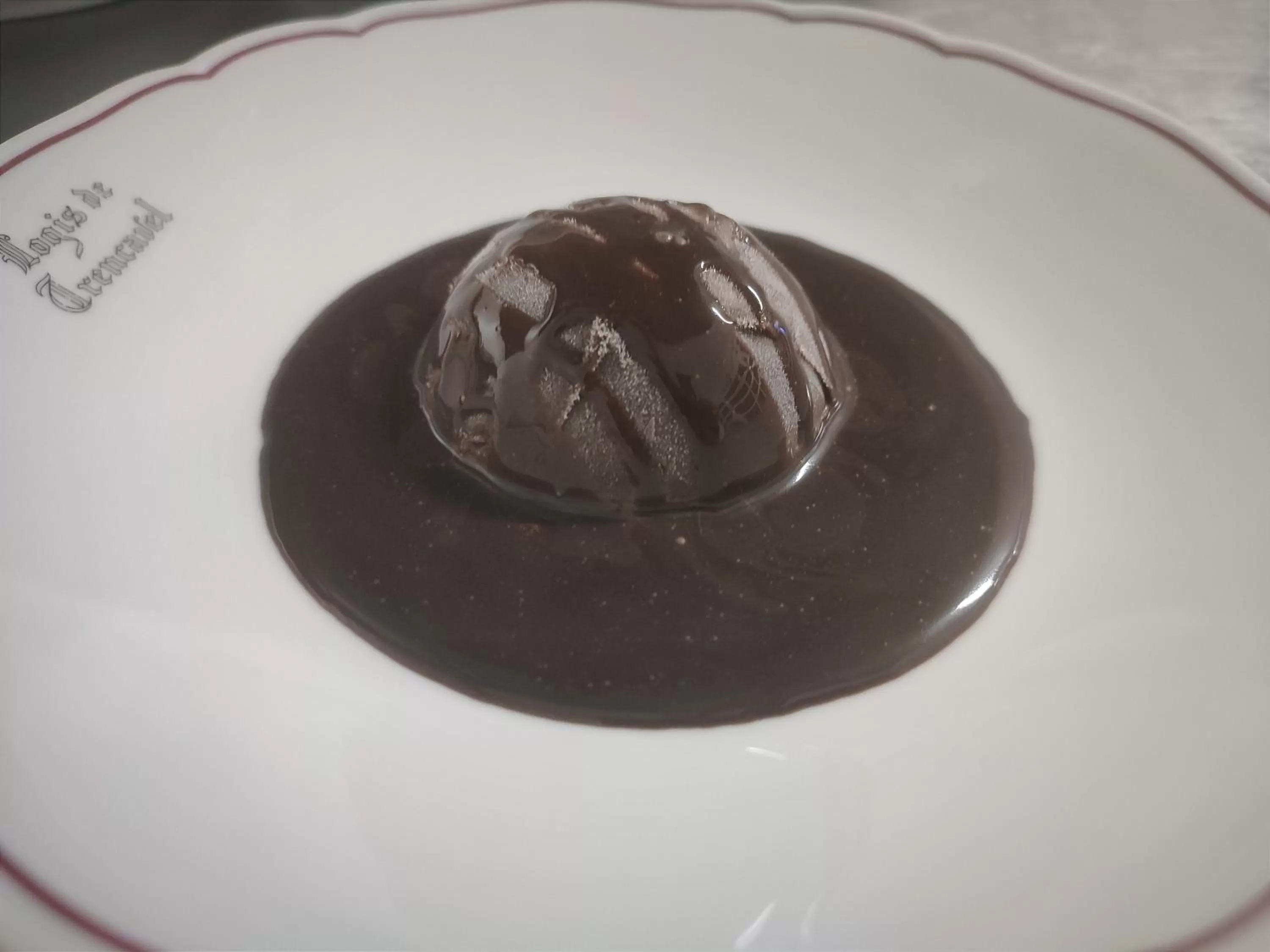 Restaurant/places to eat, Food in Château Saint-Martin