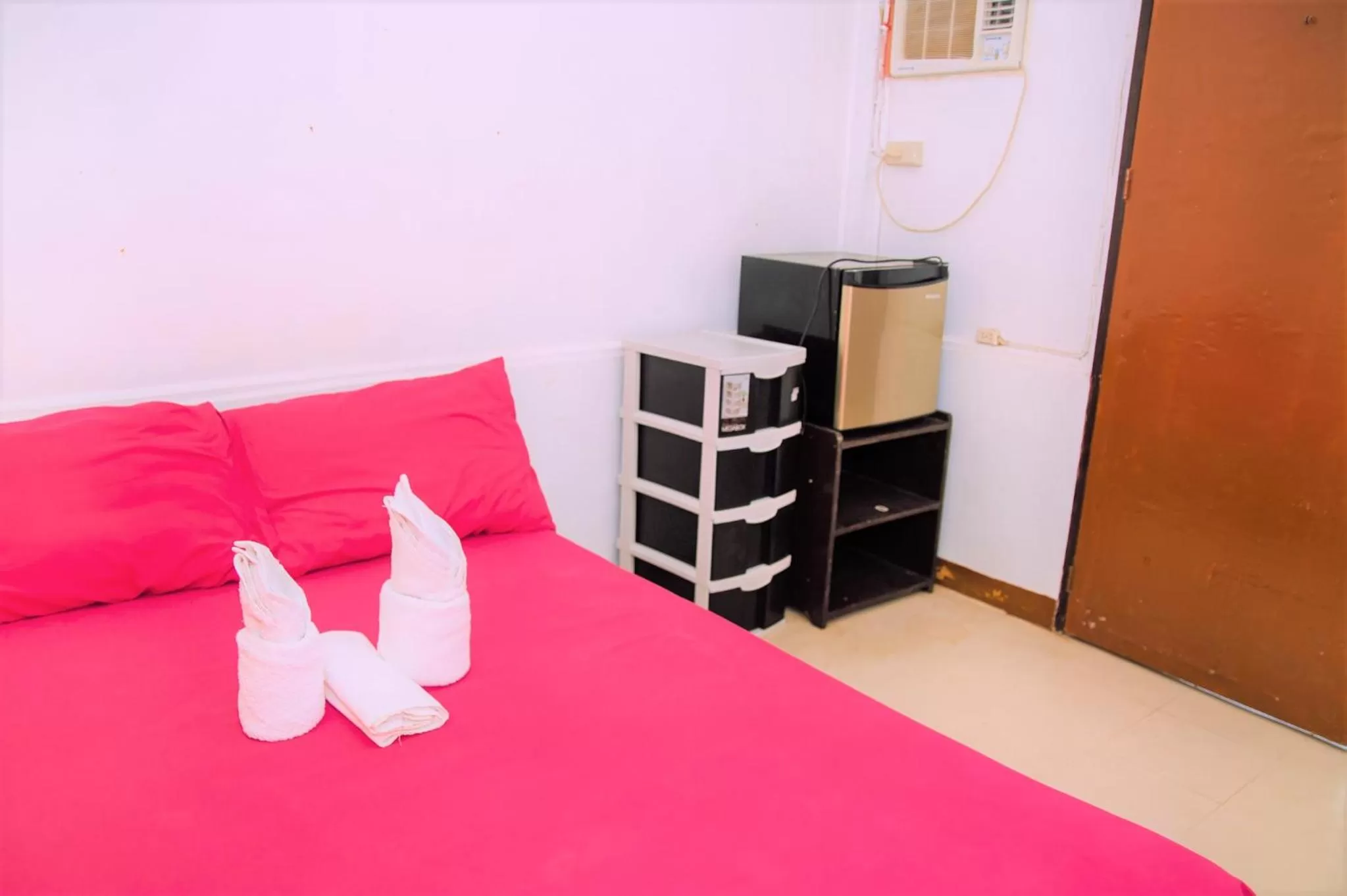 Bed in Gaea's Apartments