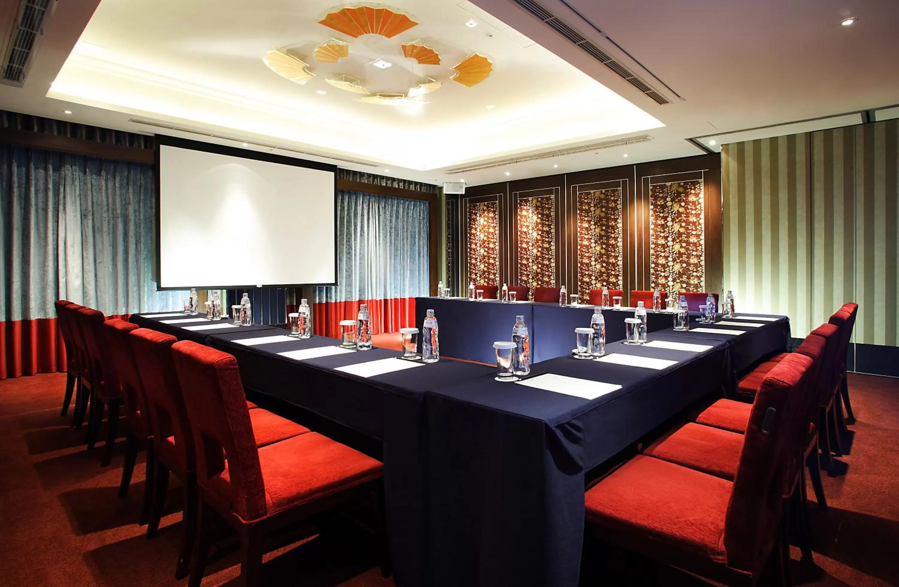 Banquet/Function facilities in Grand Victoria Hotel