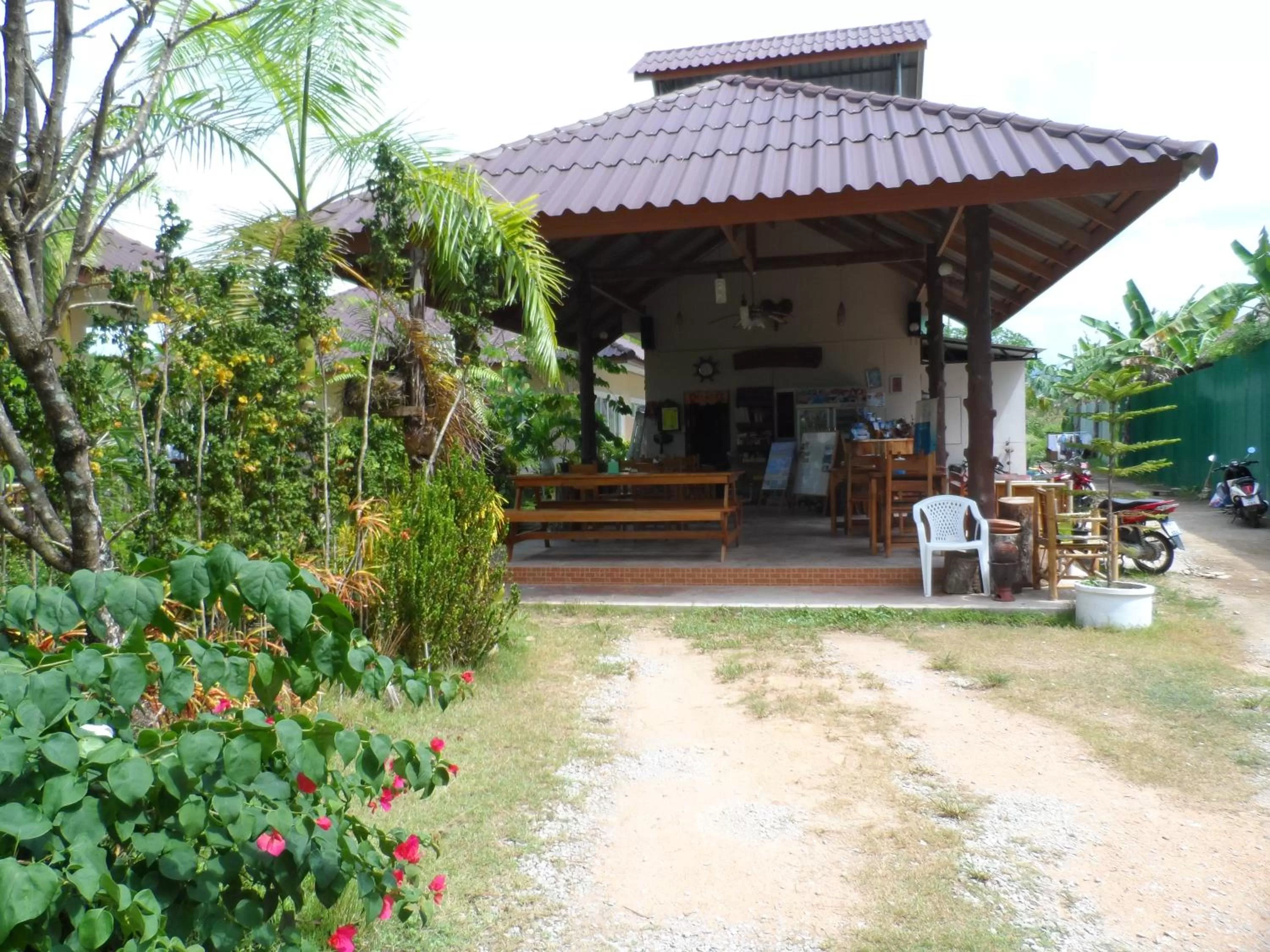 Facade/entrance in Khaolak Summer House Resort