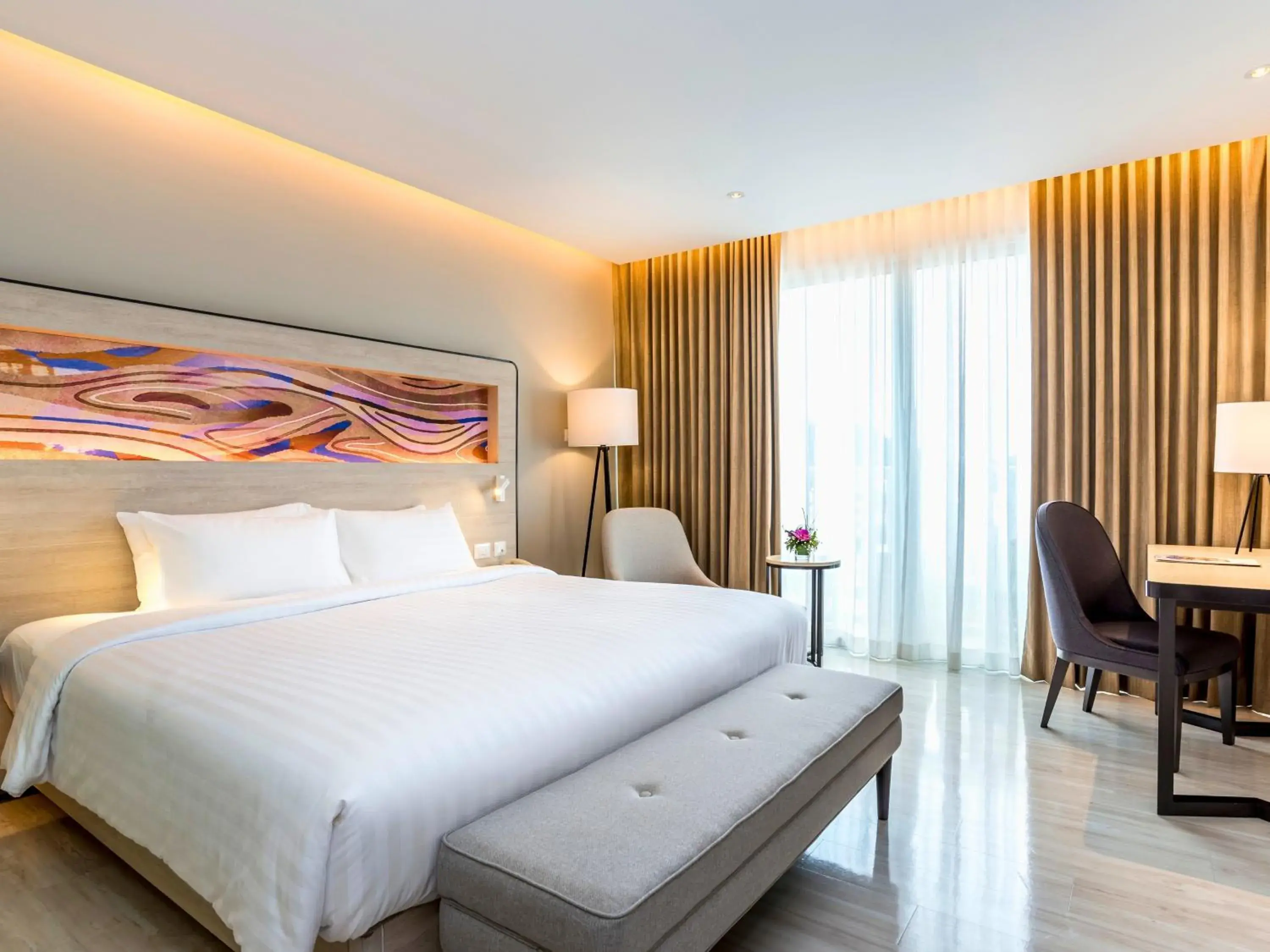 Superior King Room in Novotel Phuket City Phokeethra Superior King Room in Novotel Phuket City Phokeethra