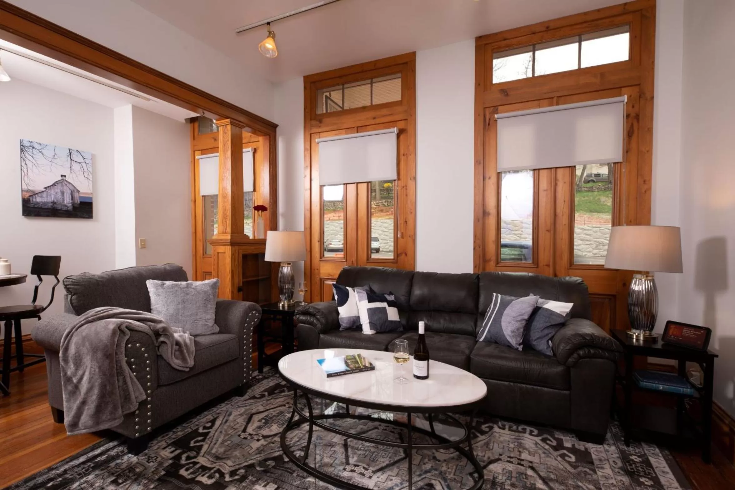 Seating Area in Riverboat Suites