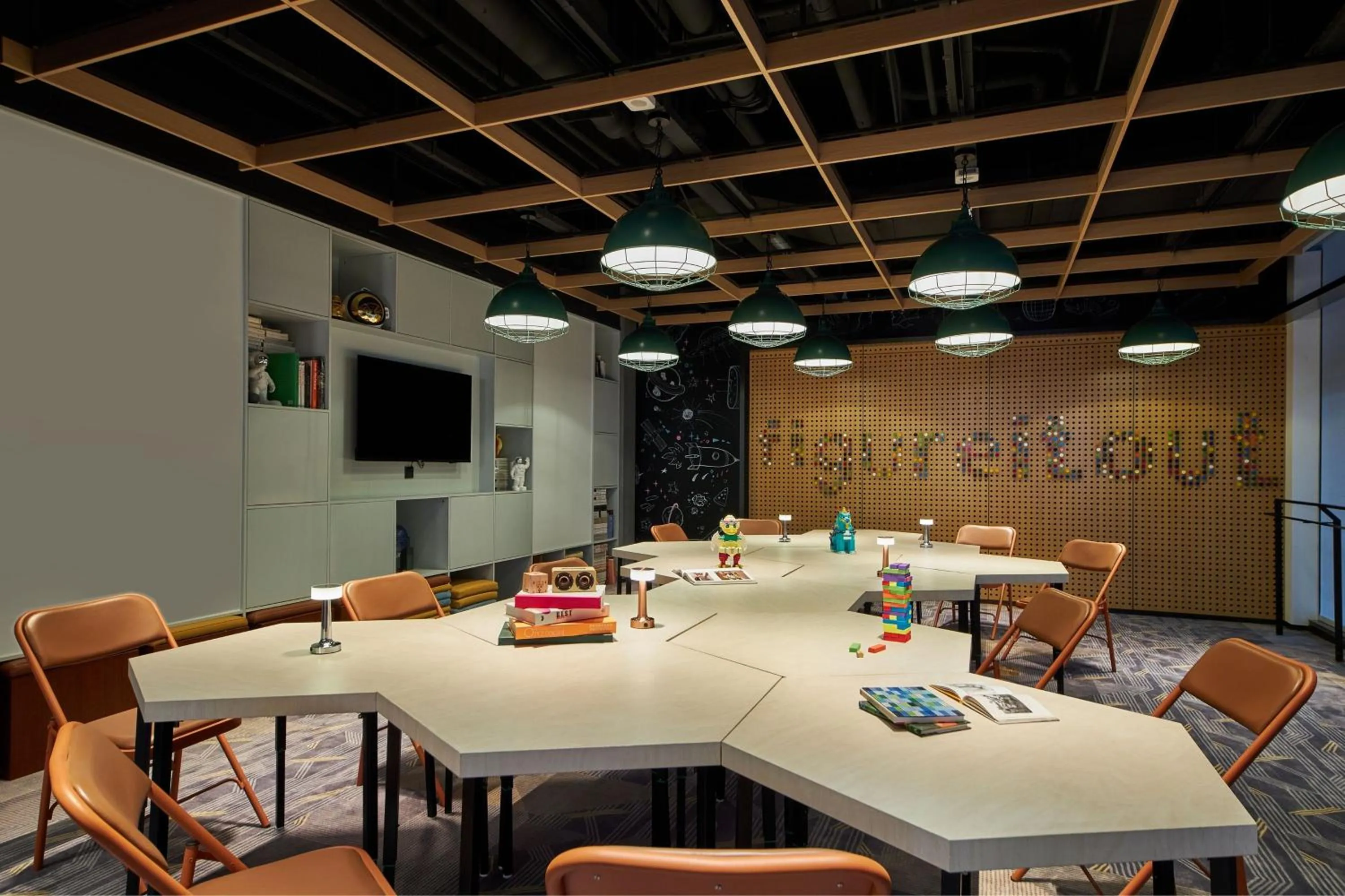 Meeting/conference room in Moxy Xi'an Downtown