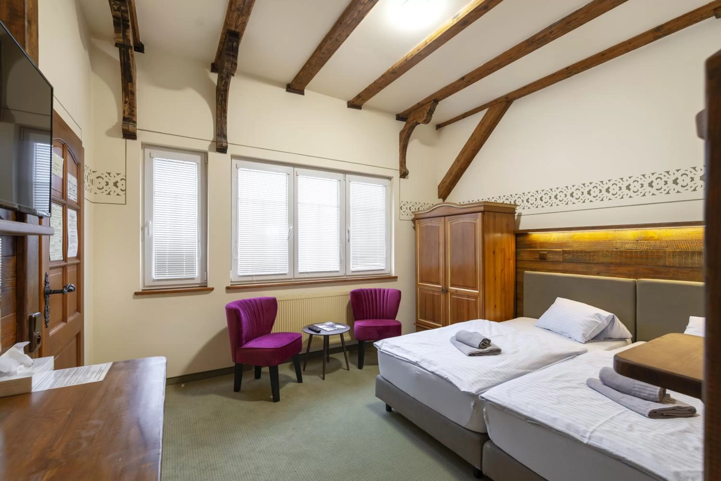 Bed in Hotel U Simla