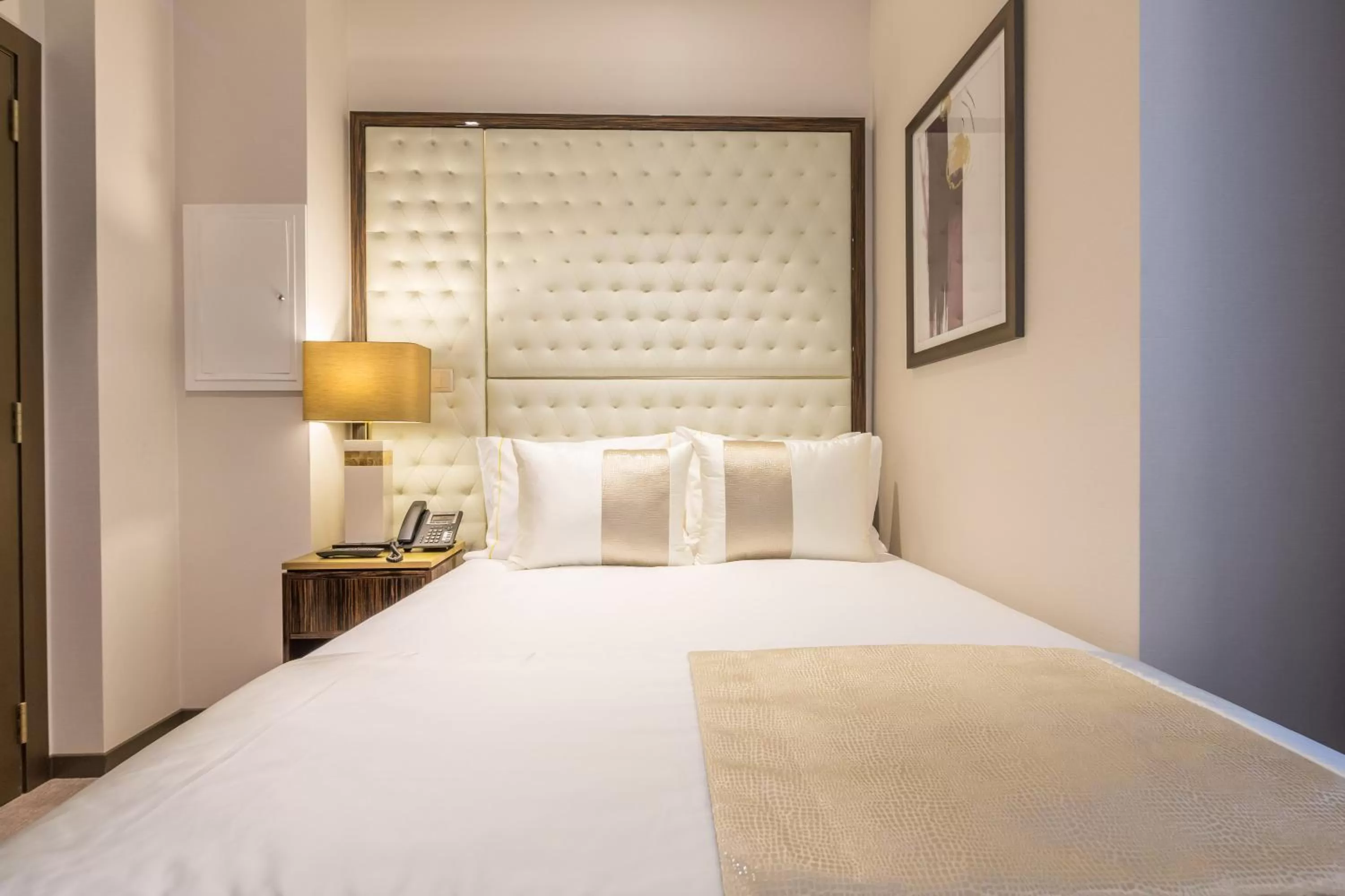 Bed in Hotel MeraPrime Gold Lisboa