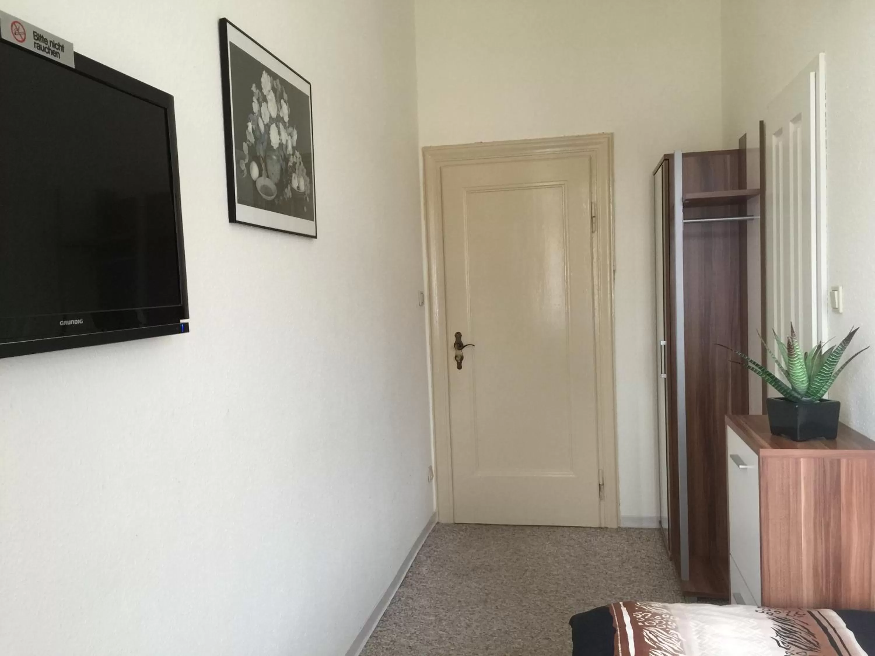 TV/Entertainment Center in Pension Villa Else