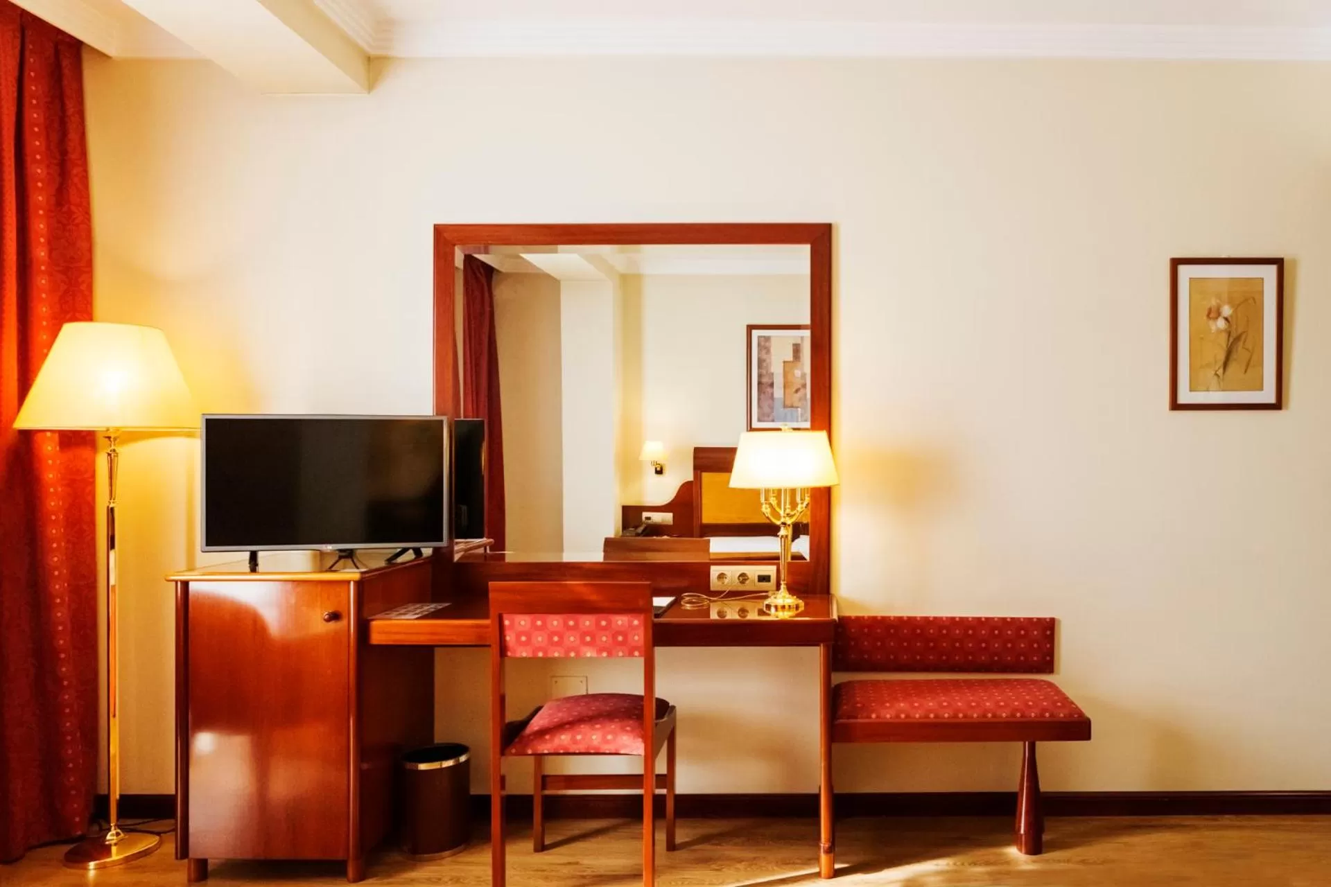 Bedroom in Gran Hotel de Ferrol