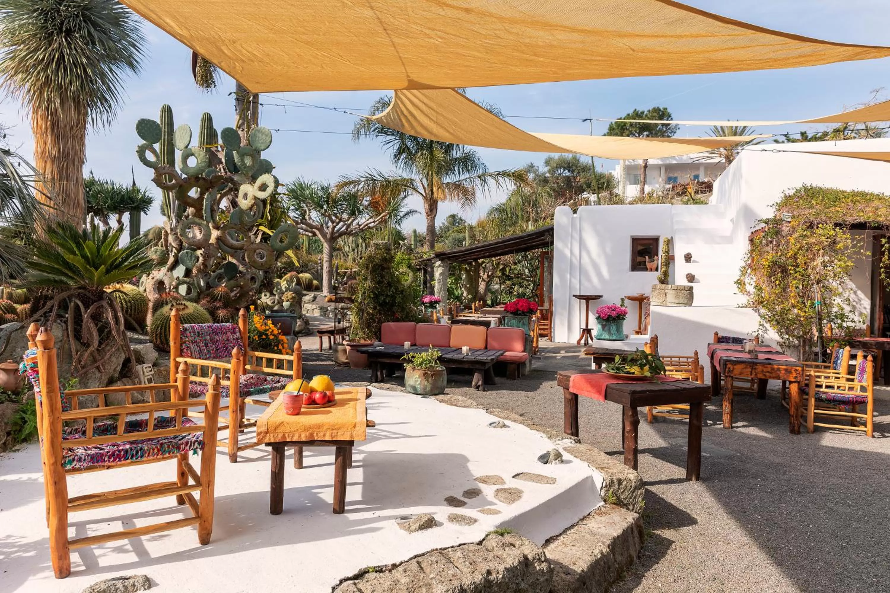 Restaurant/places to eat in Villa Ravino Secret Retreat