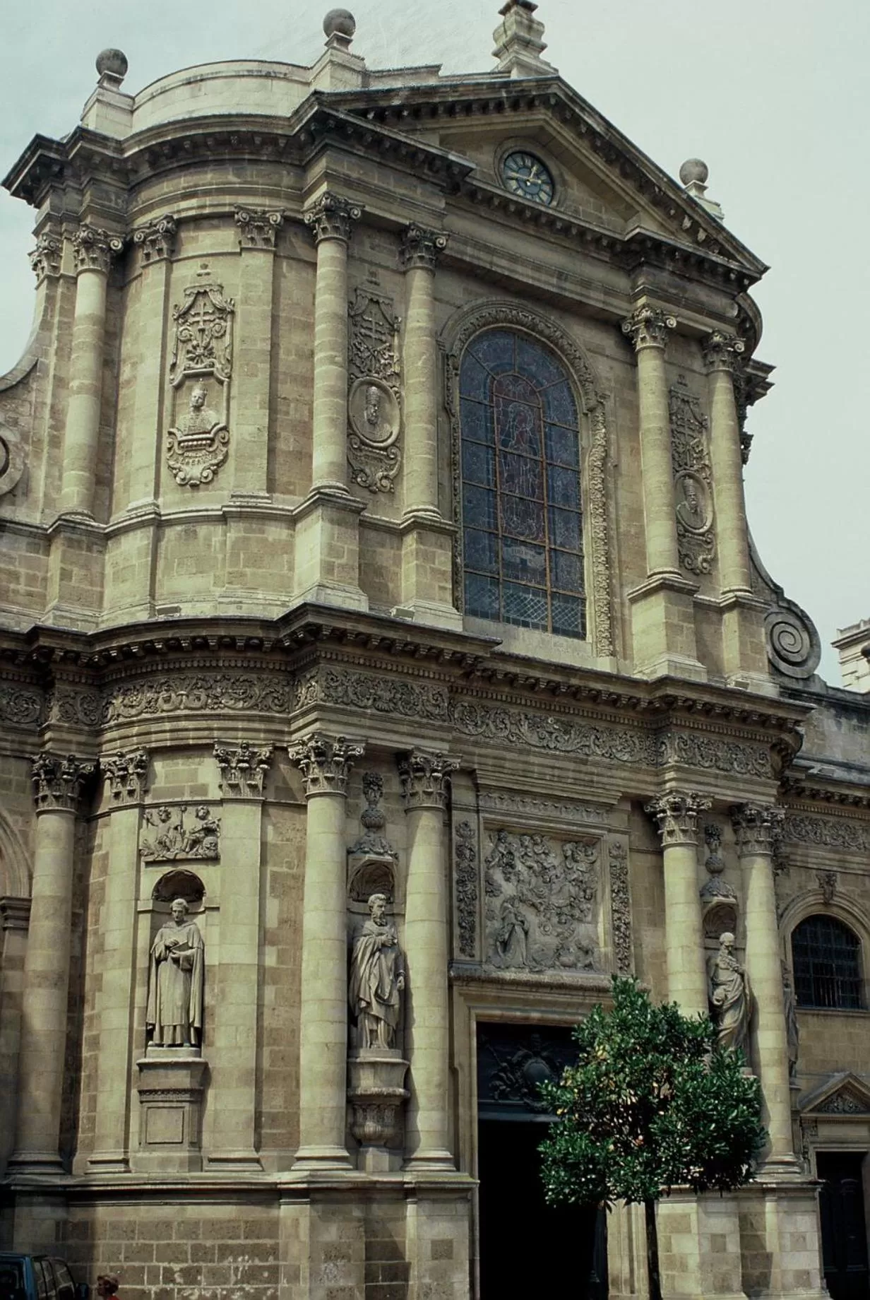 Neighbourhood in Best Western Premier HBEO Bordeaux Centre