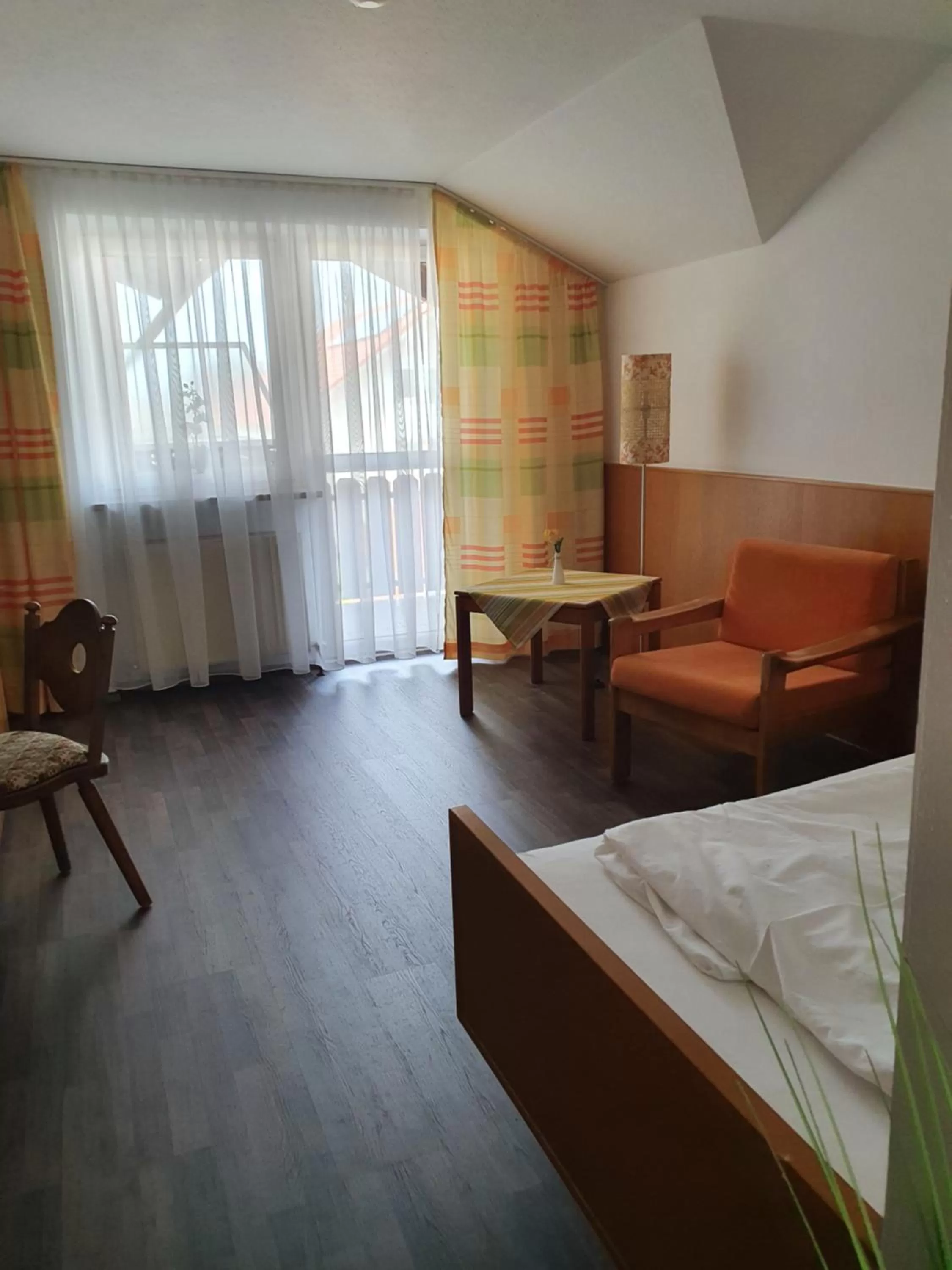 Living room, Bed in Kurhotel Anders