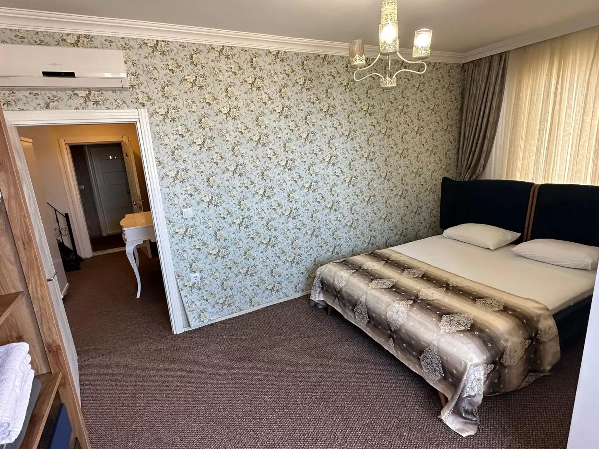 Bed in Bikka&Asell Suite Hotel