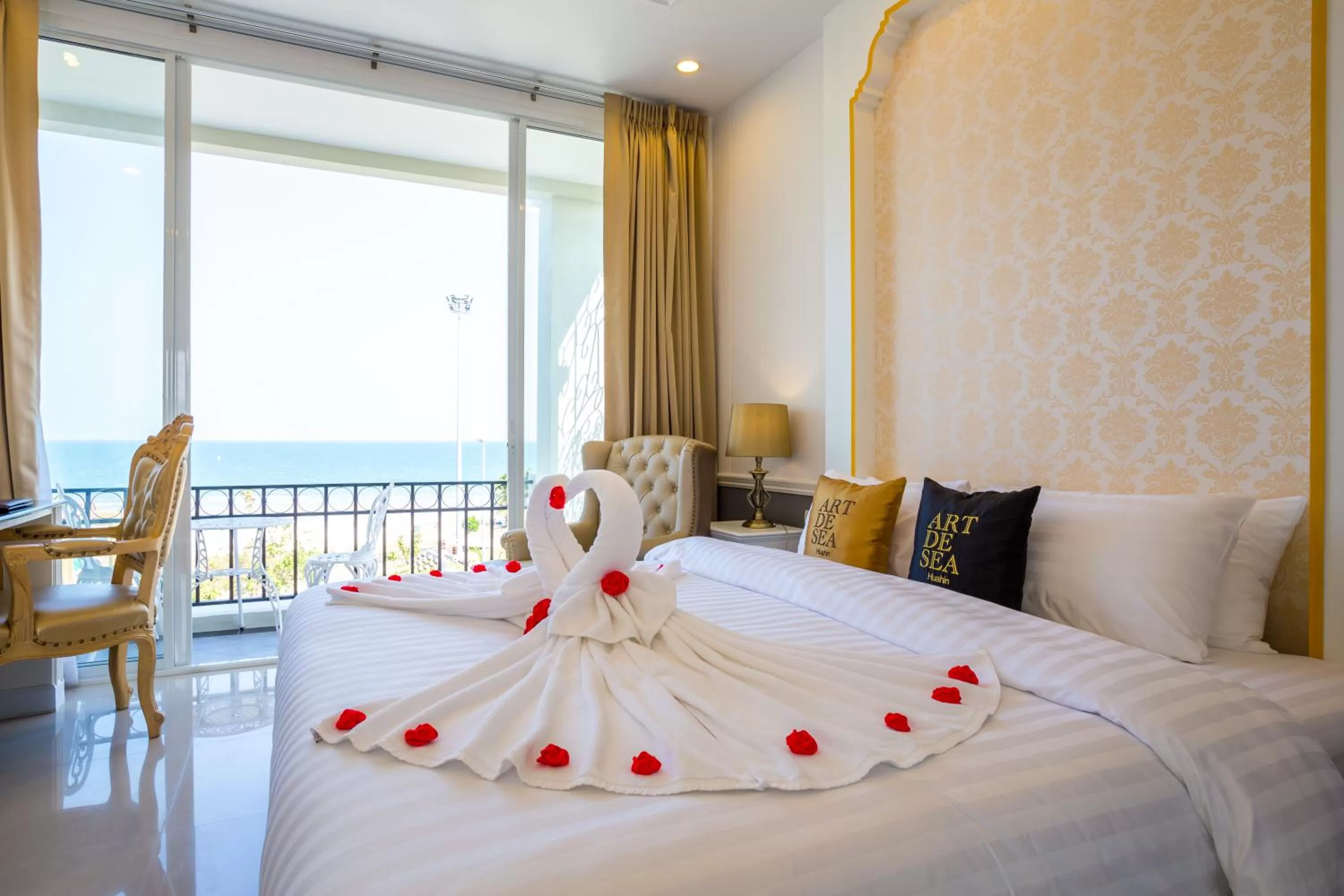 Bed in Art De Sea Hua Hin