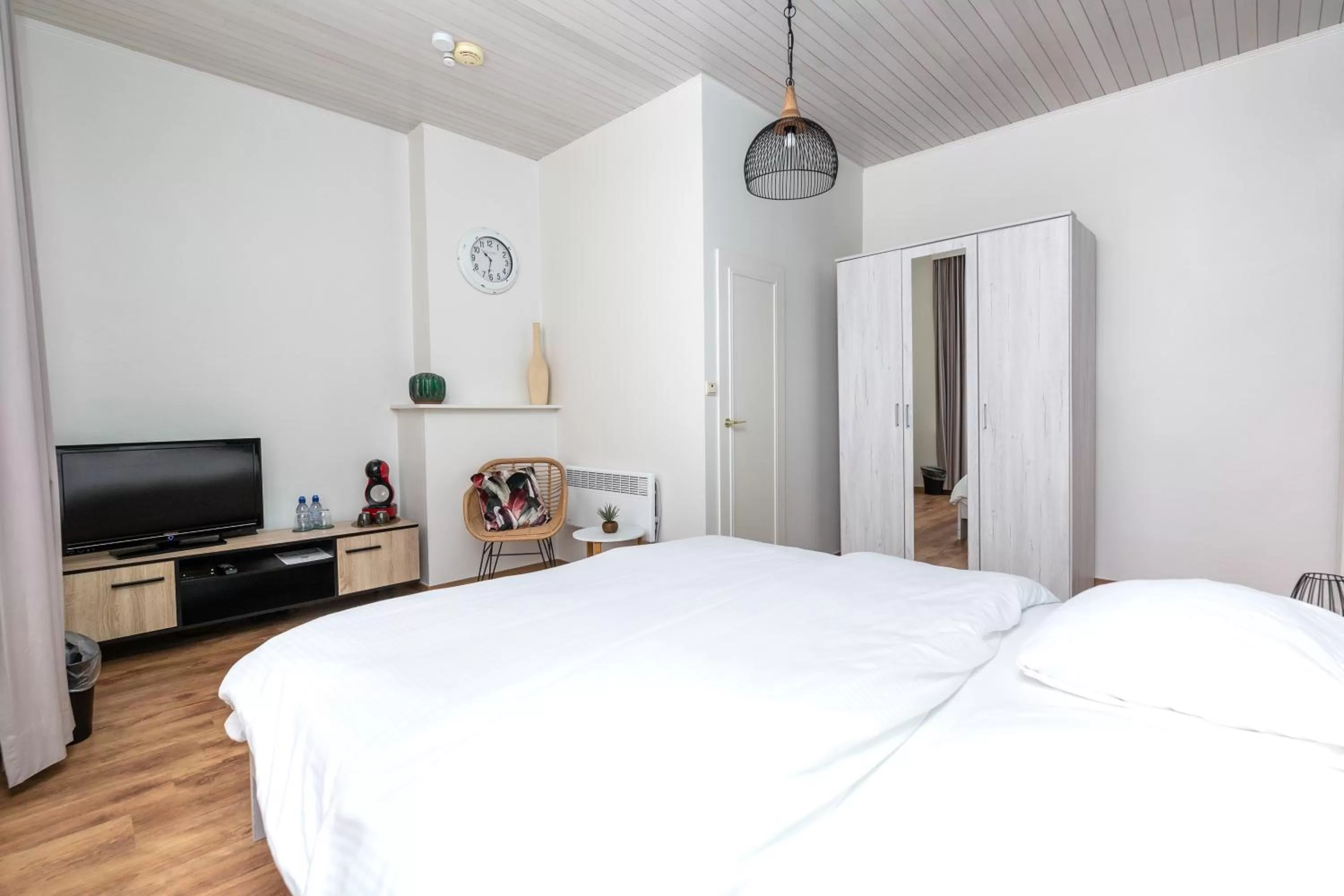 Bedroom, Bed in De Zonnetuin