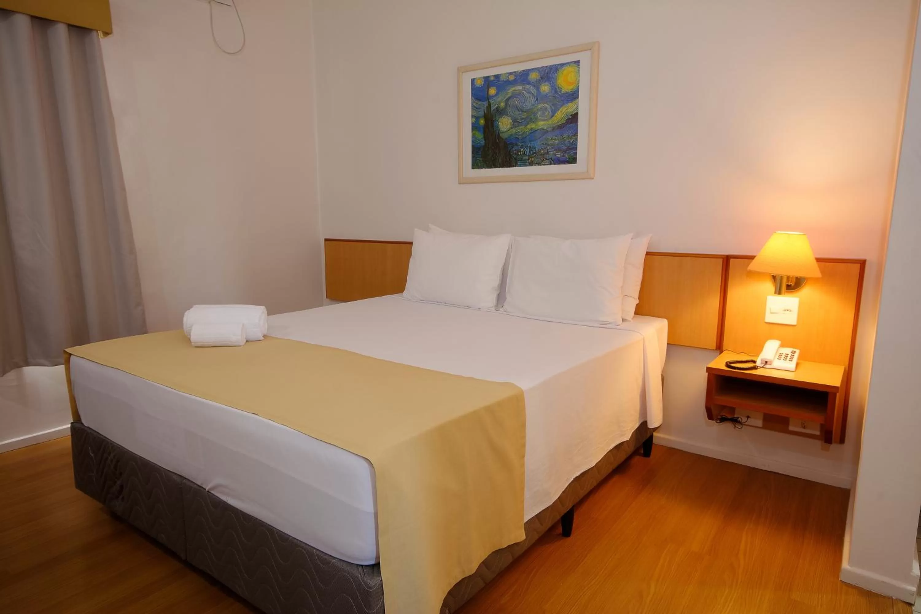 Bed in Fênix Hotel Limeira