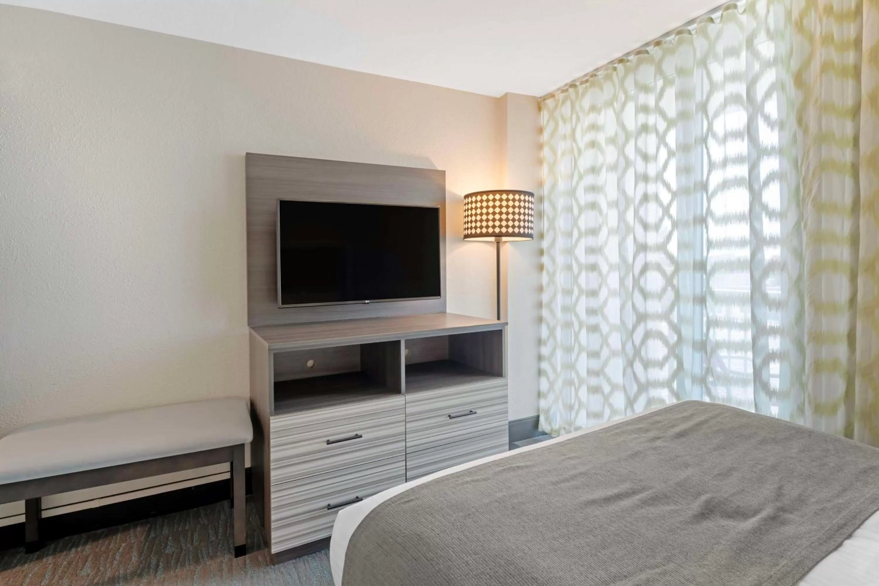 Bedroom, Bed in Best Western Plus Daytona Inn Seabreeze