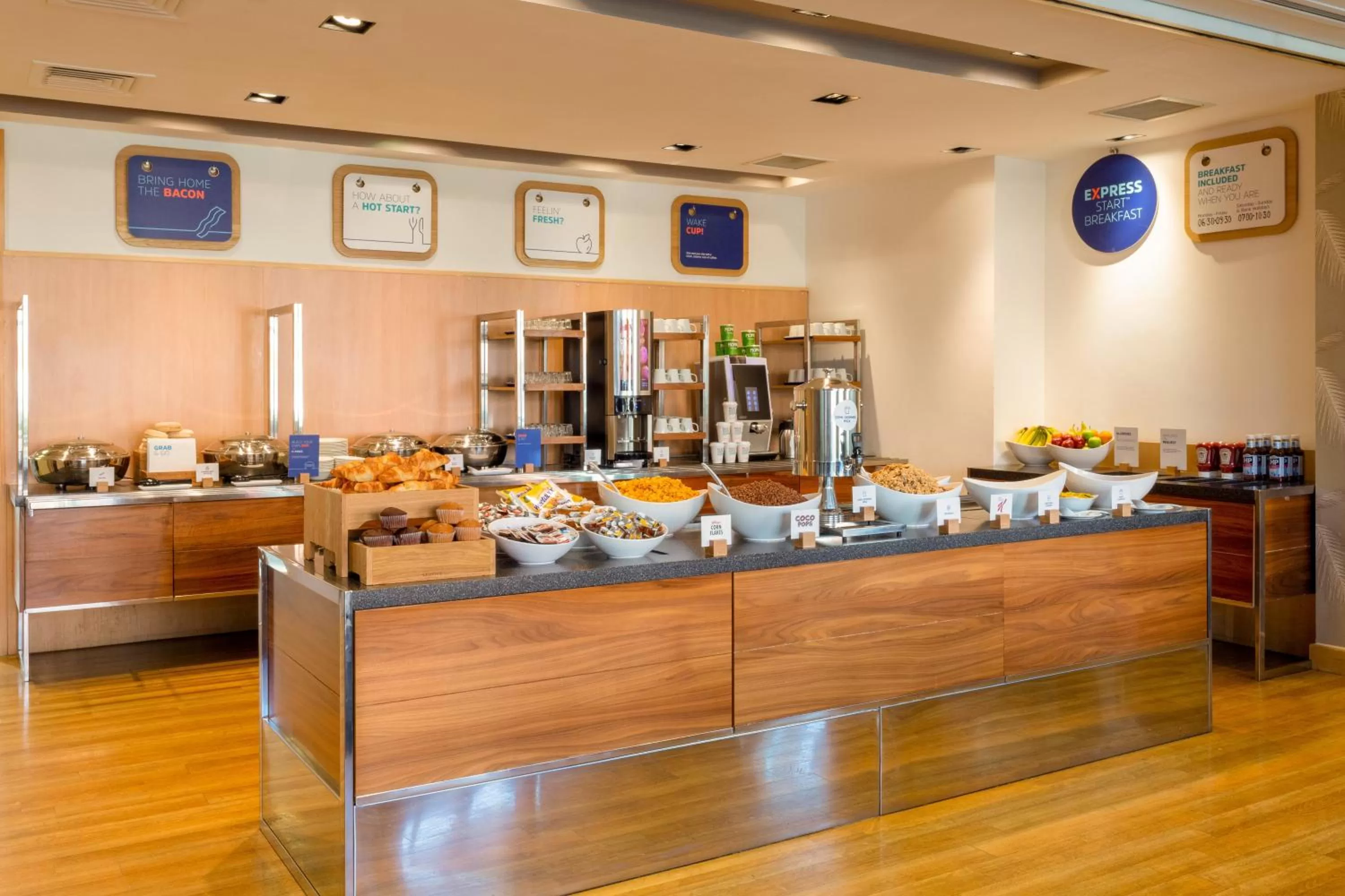 Breakfast in Holiday Inn Express Birmingham Redditch by IHG