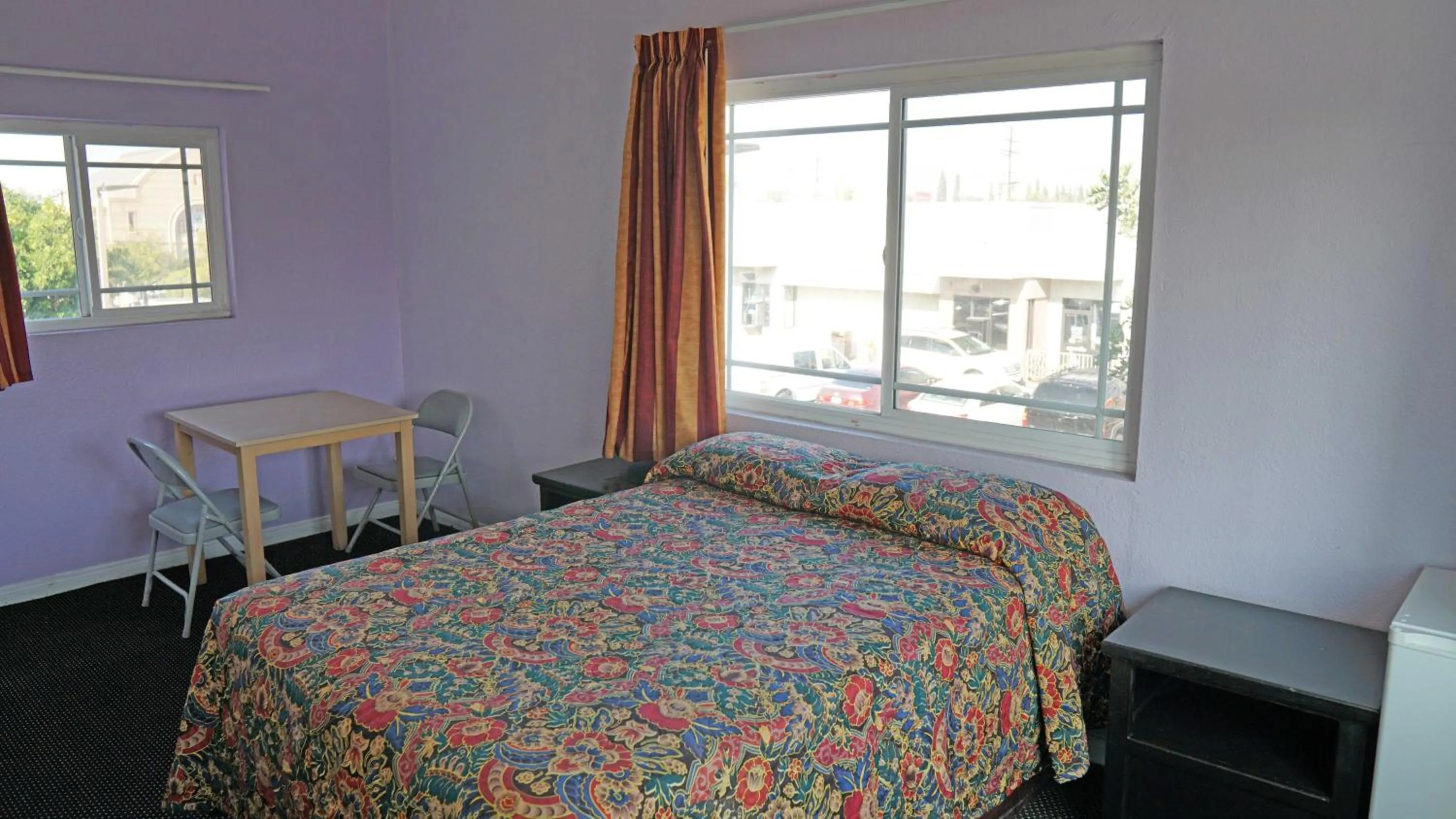 Bed in Antonio Hotel - Downtown Los Angeles, near Hollywood