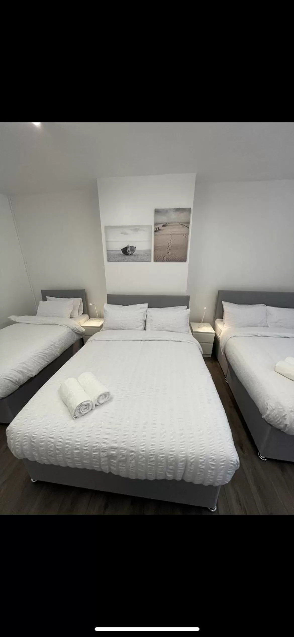 Bed in County road rooms